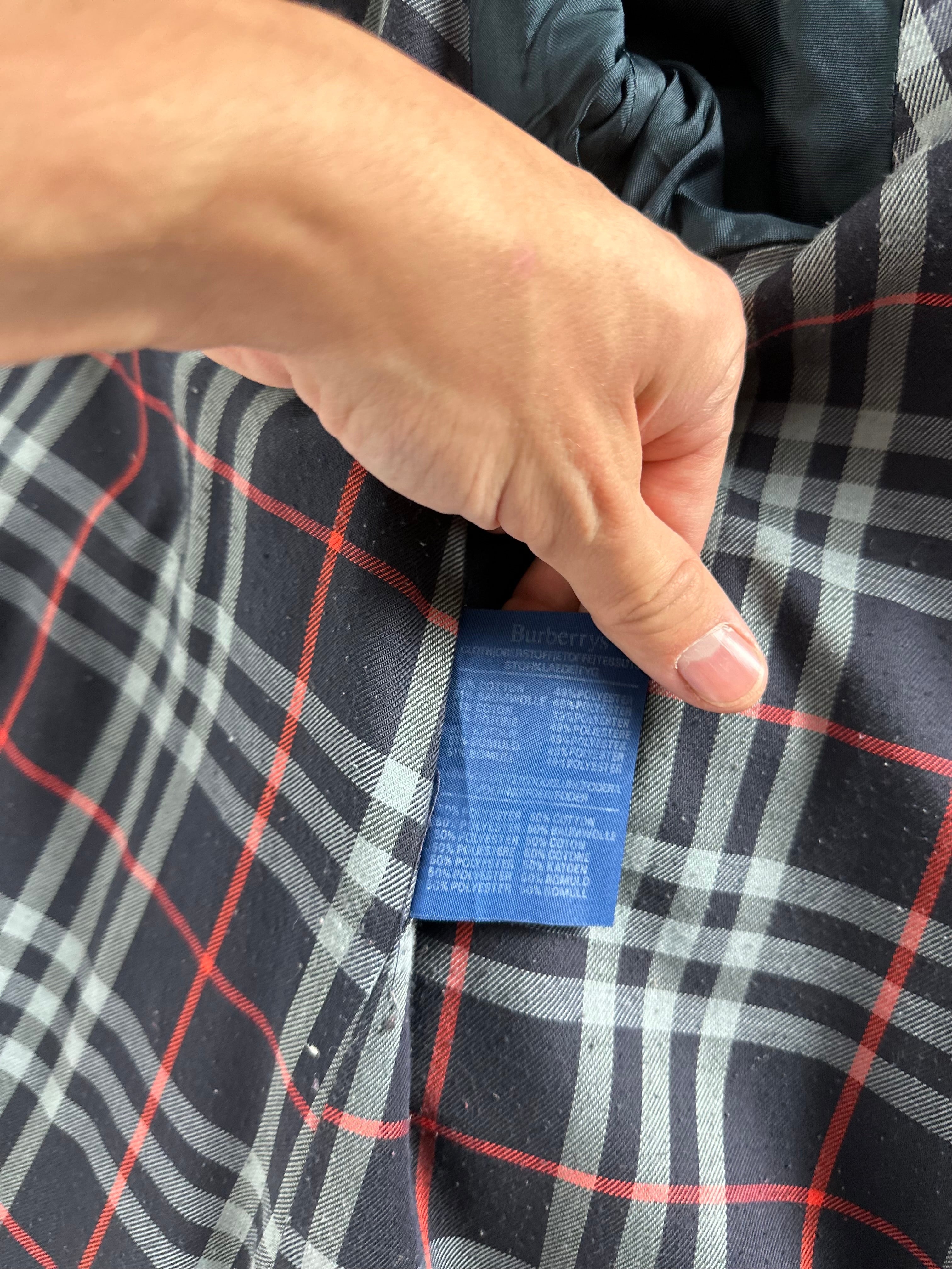 Burberrys Trenchcoat (12/M)