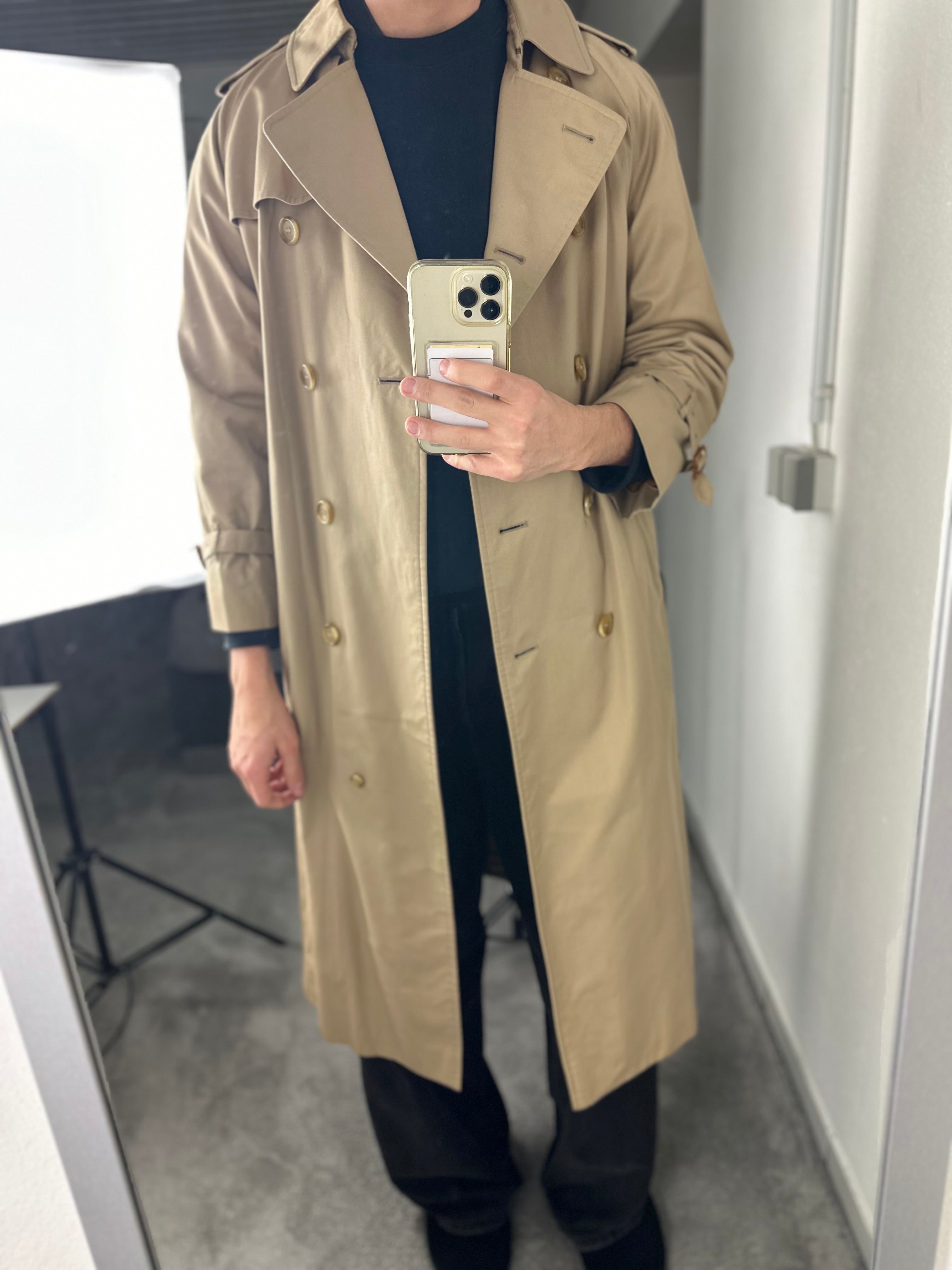 Burberrys Trenchcoat (14/L)