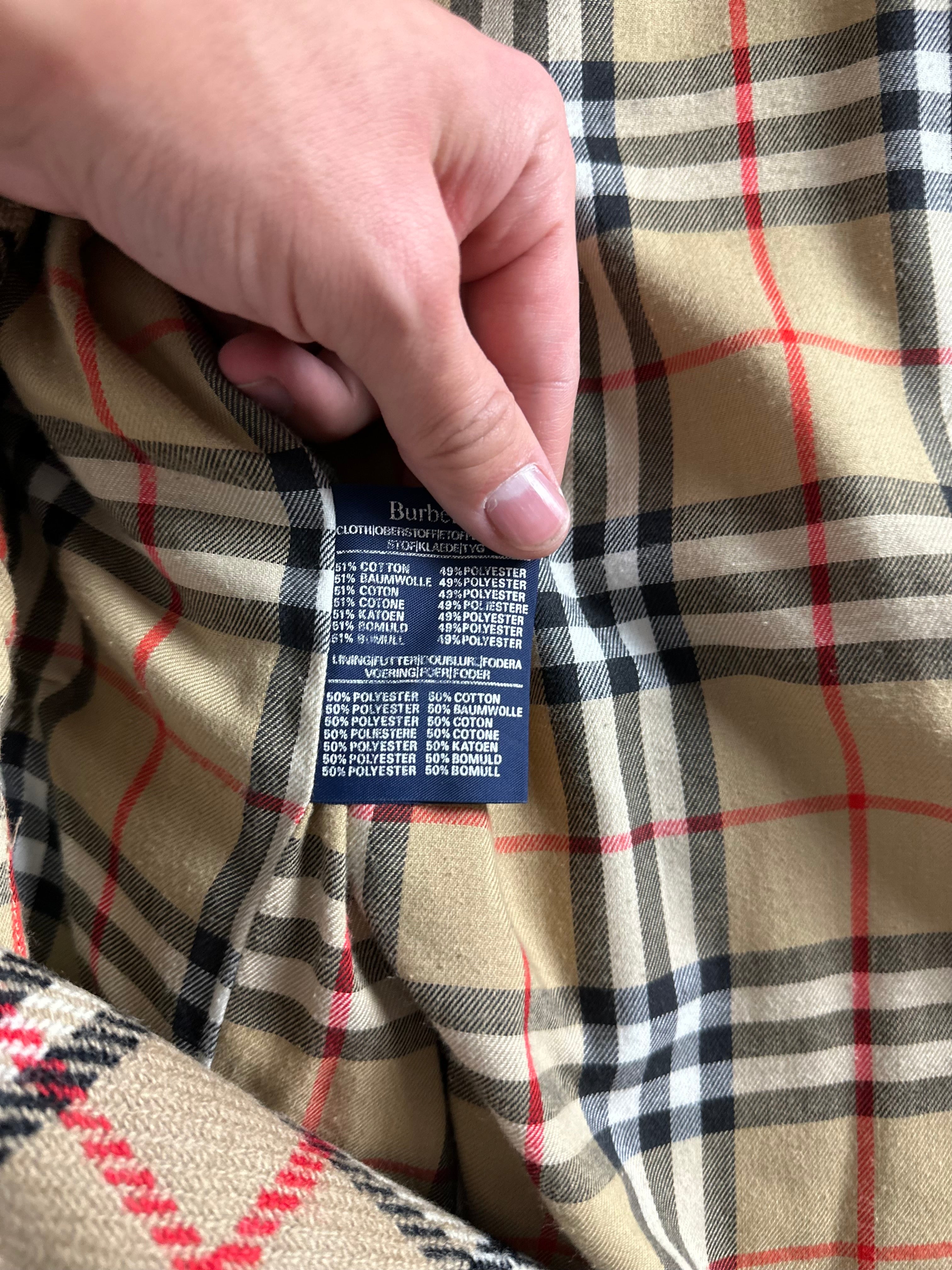 Burberrys Trenchcoat (48/M) including Inlet