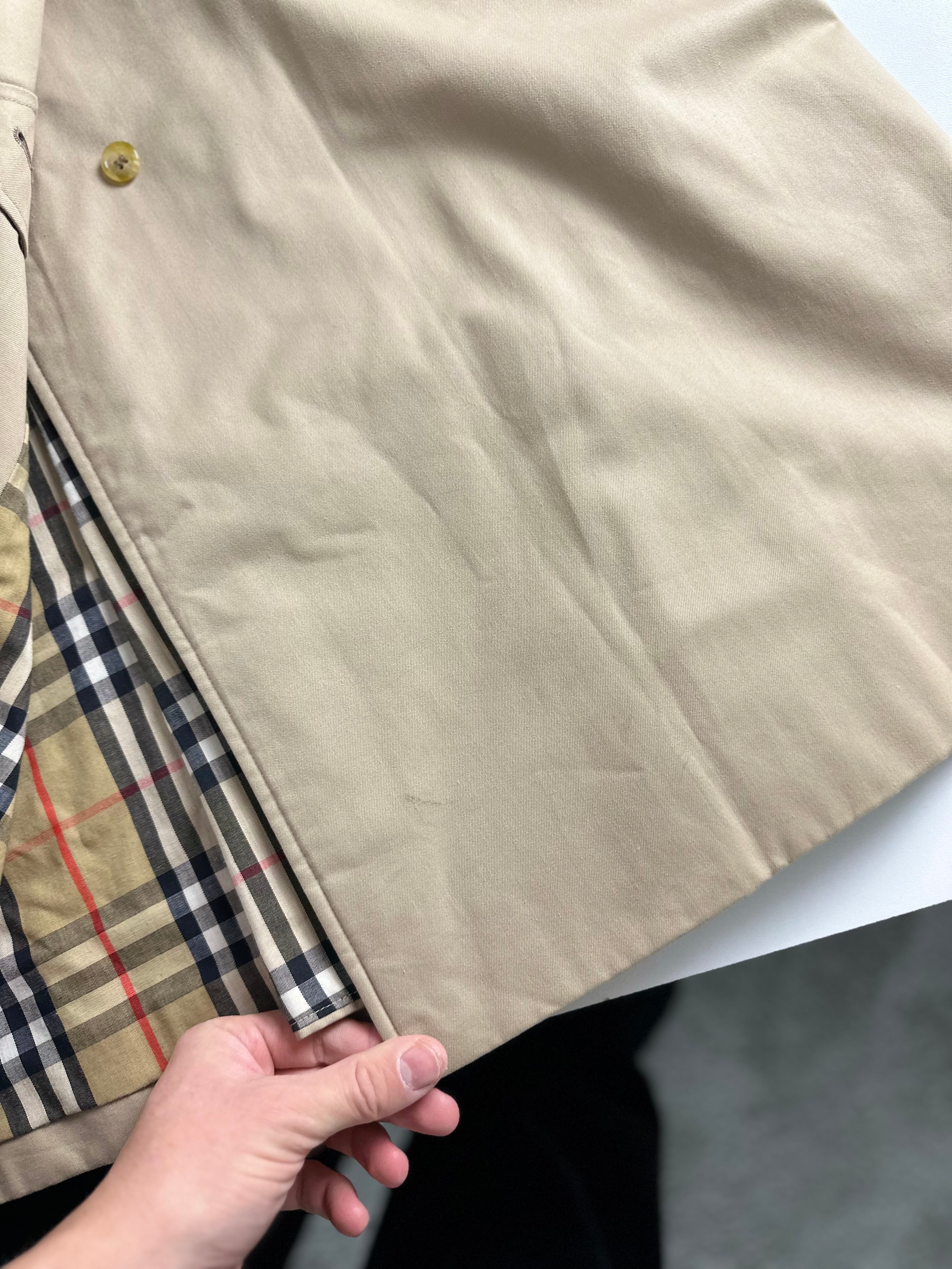 Burberrys Trenchcoat (8/XS)