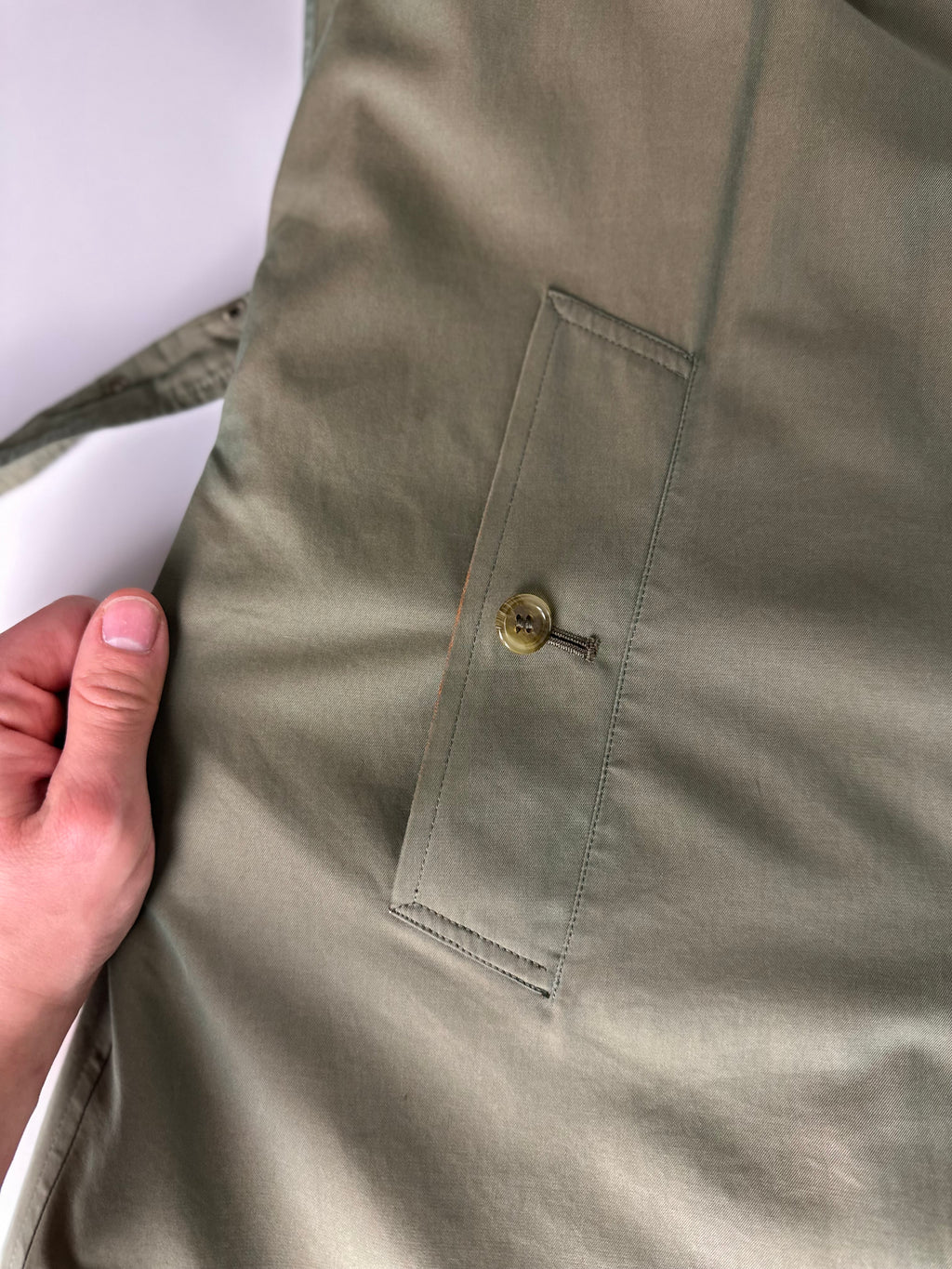 Burberrys Trenchcoat (12/M) including Inlet