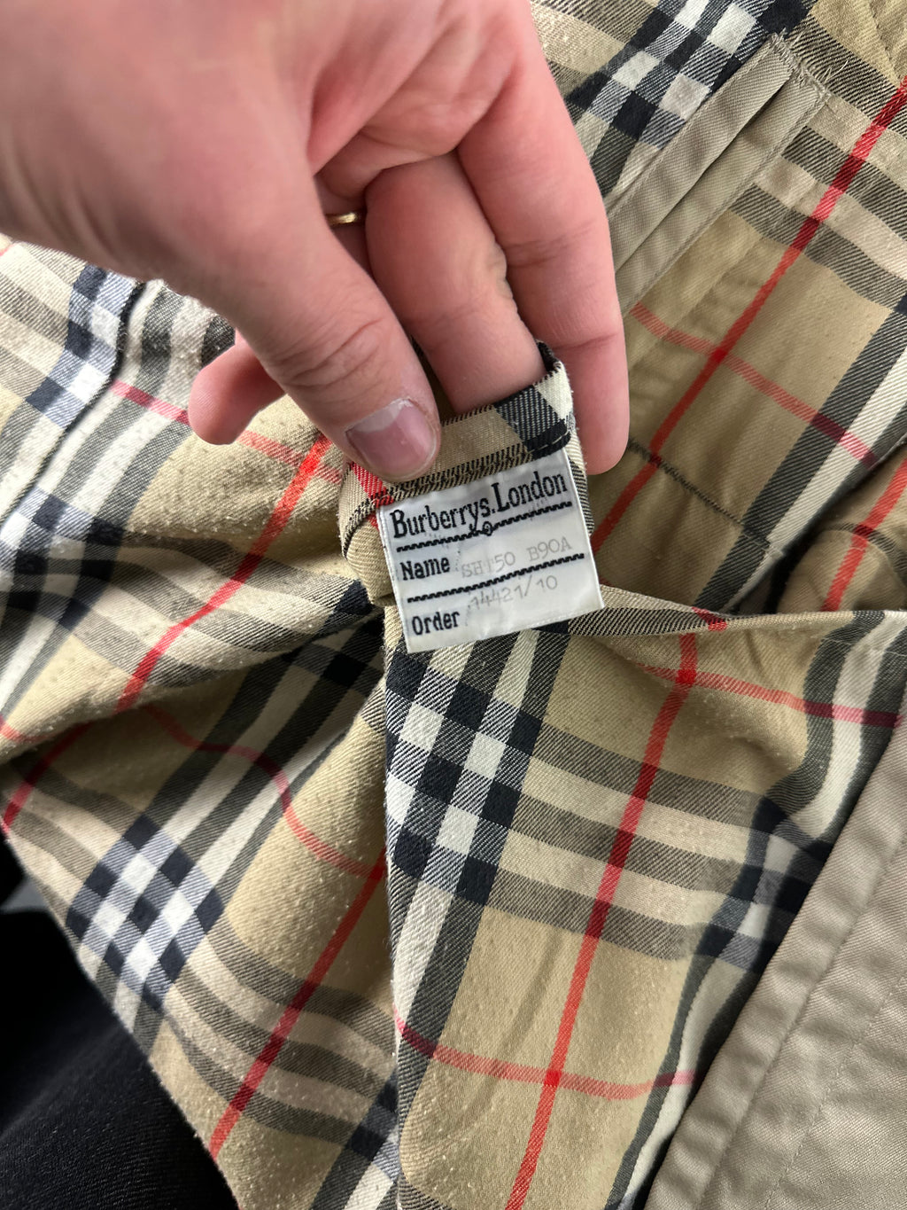 Burberrys Trenchcoat (48/M) including Inlet