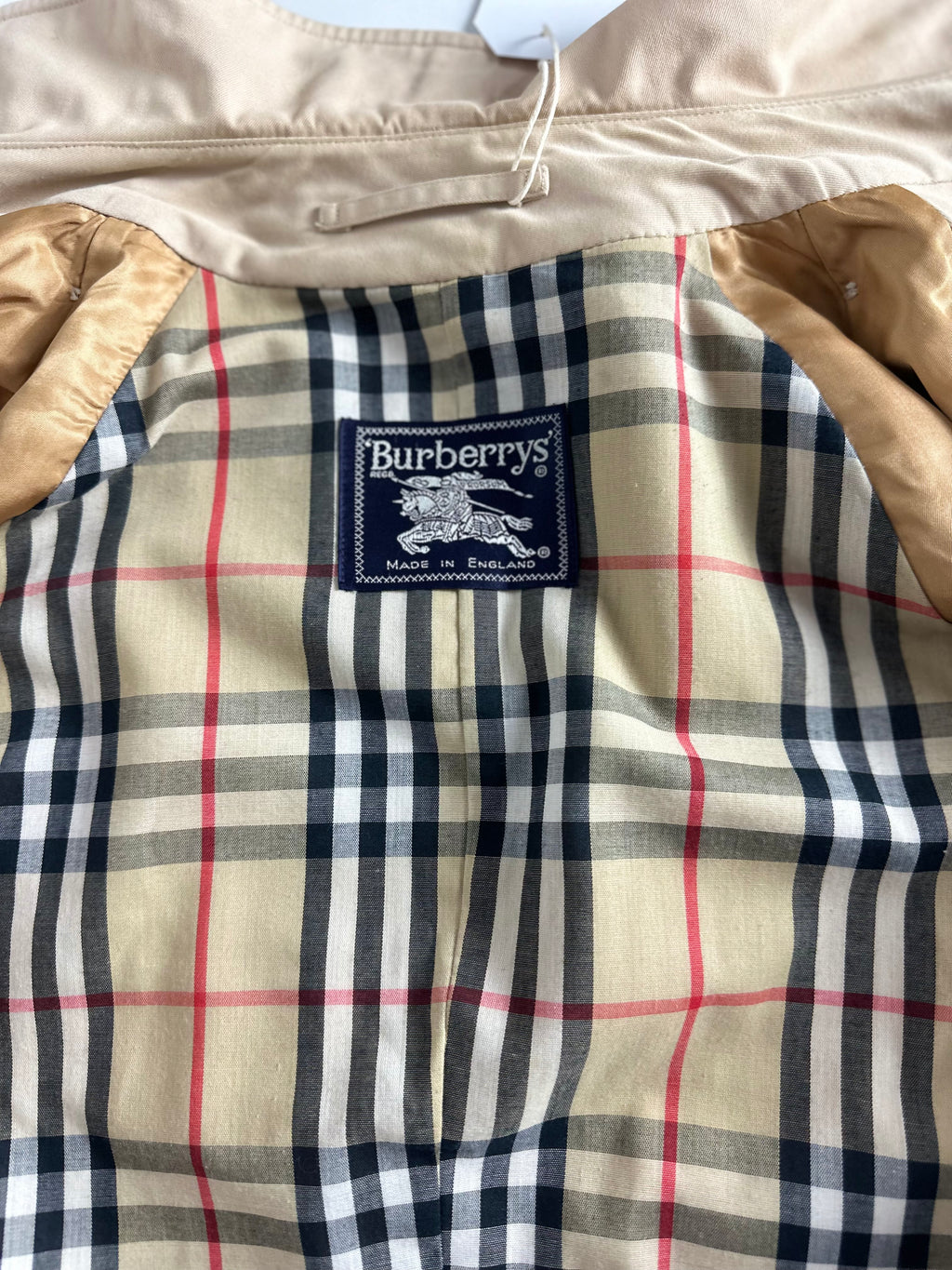 Burberrys Trenchcoat (8/XS)