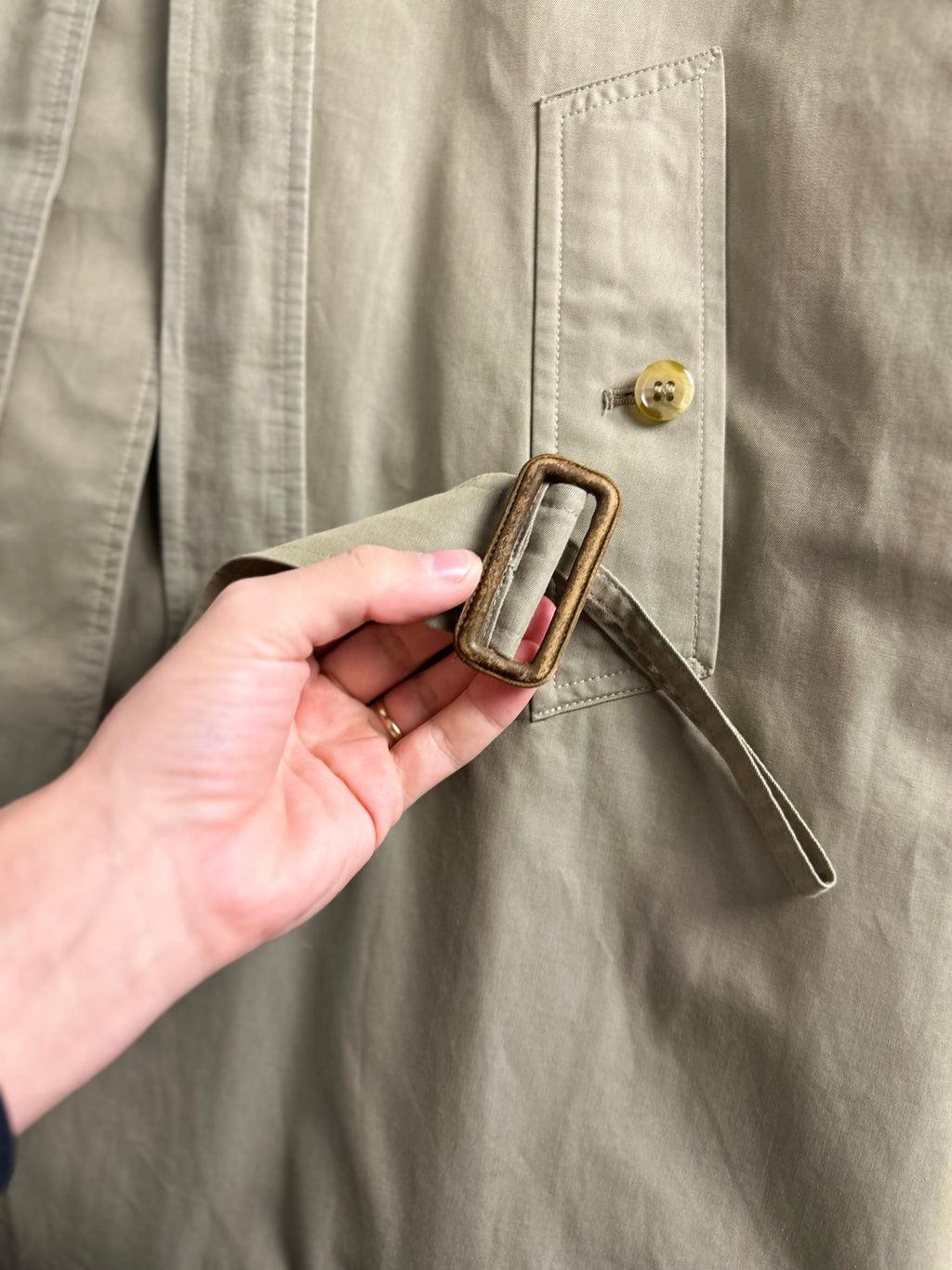 Burberrys Trenchcoat (14/L) including Inlet