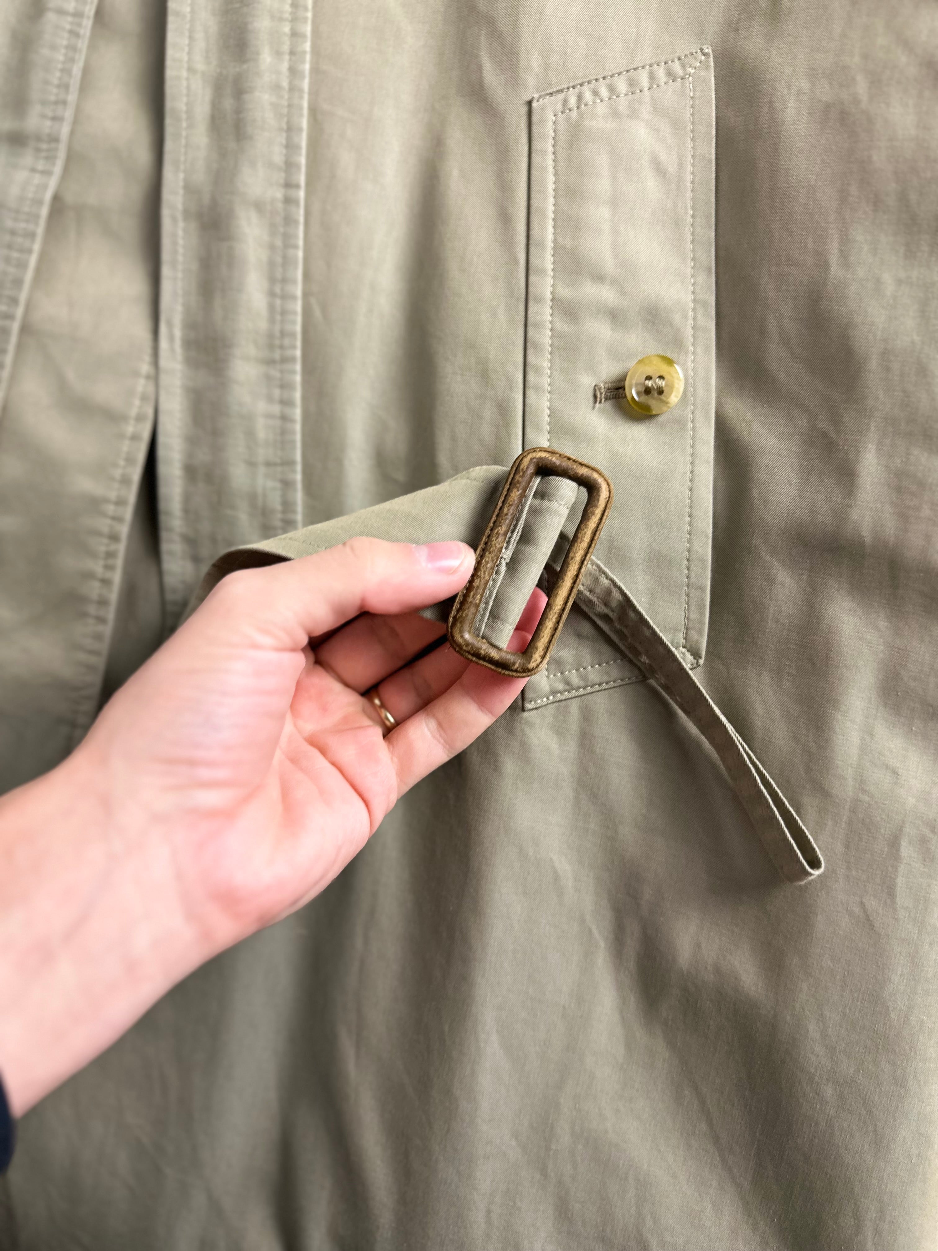 Burberrys Trenchcoat (14/L) including Inlet