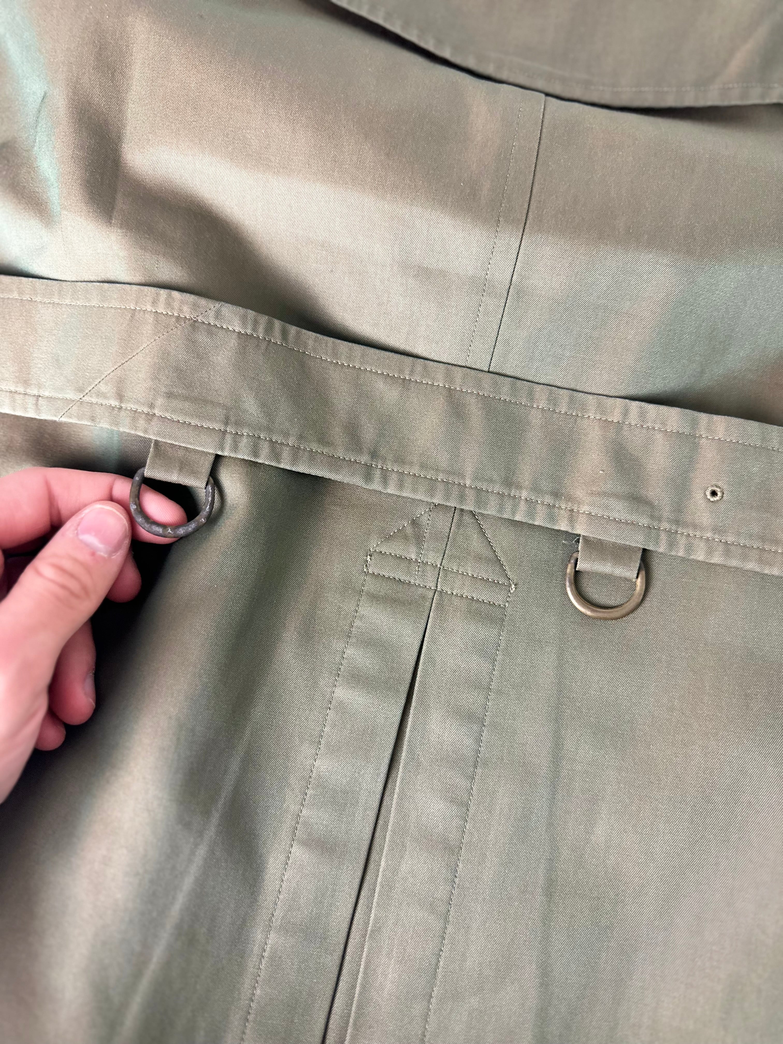Burberrys Trenchcoat (10/S) including Inlet
