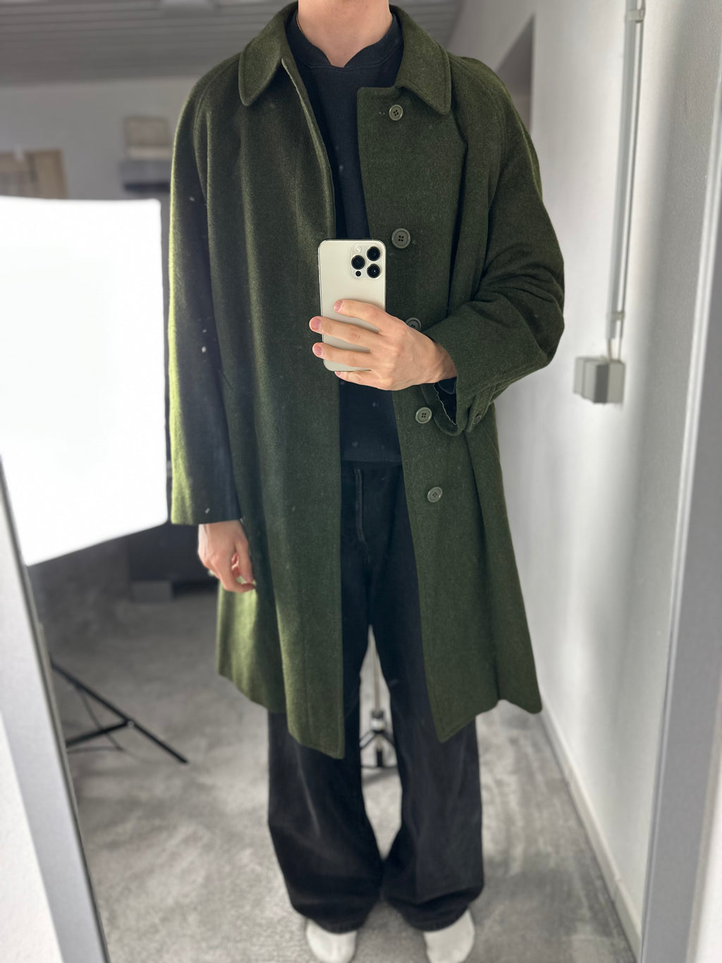 Burberrys Coat (50/L)