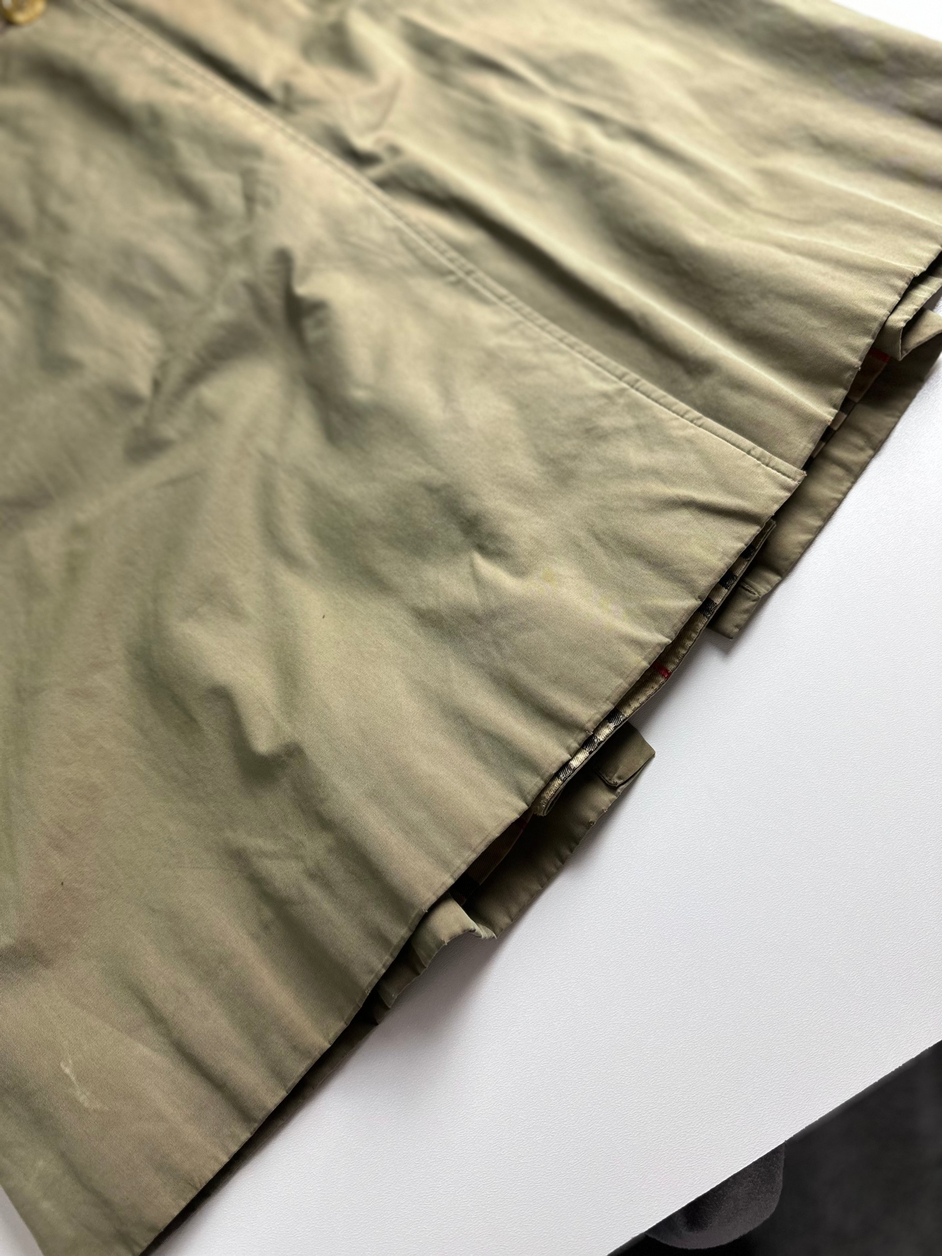 Burberrys Trenchcoat (10/S)