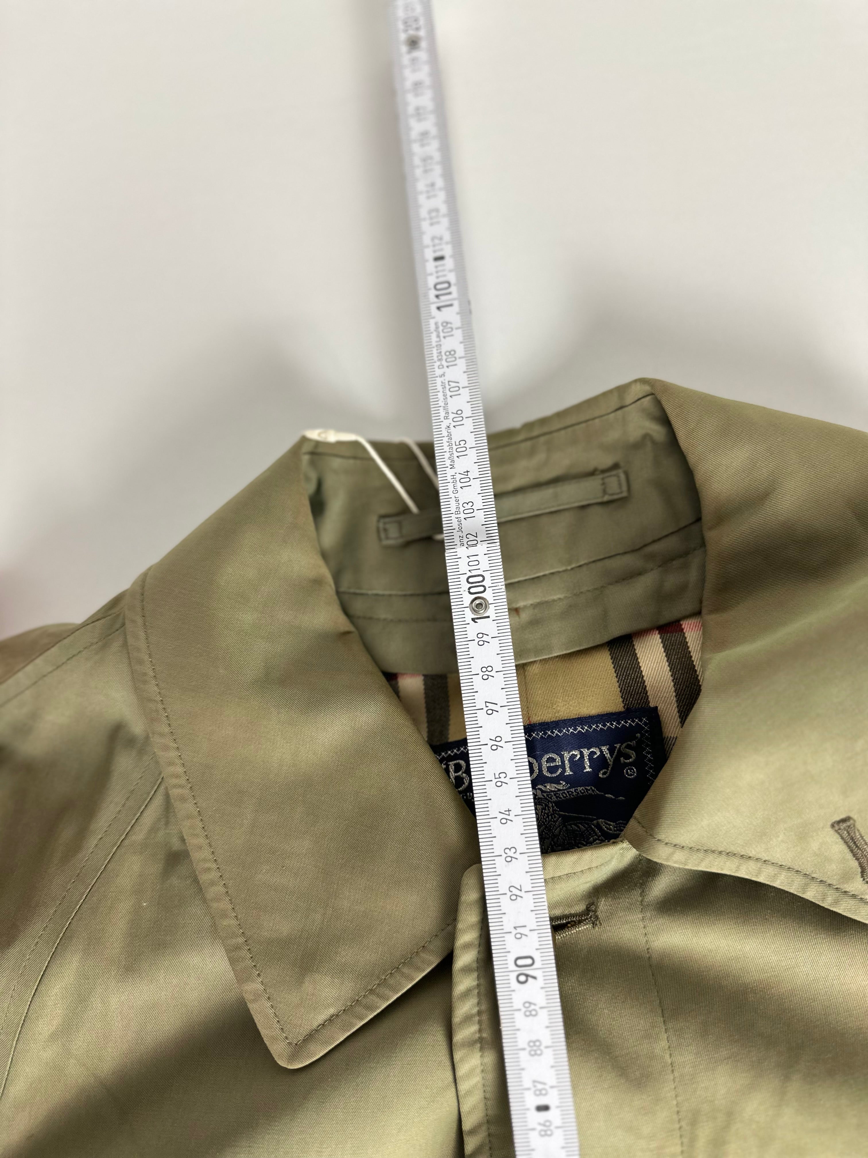 Burberrys Carcoat (46/S)