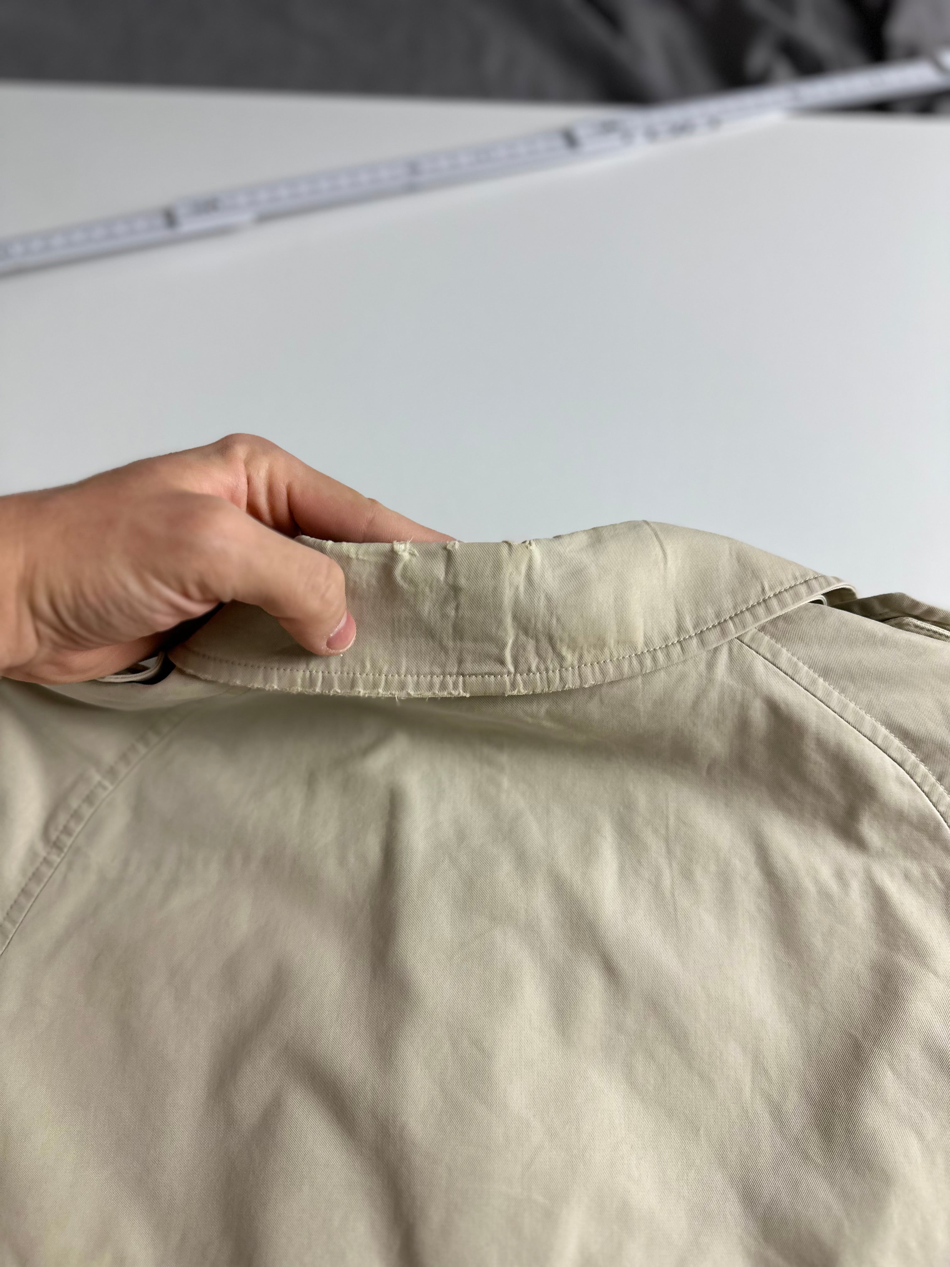 Burberrys Trenchcoat (10/S)