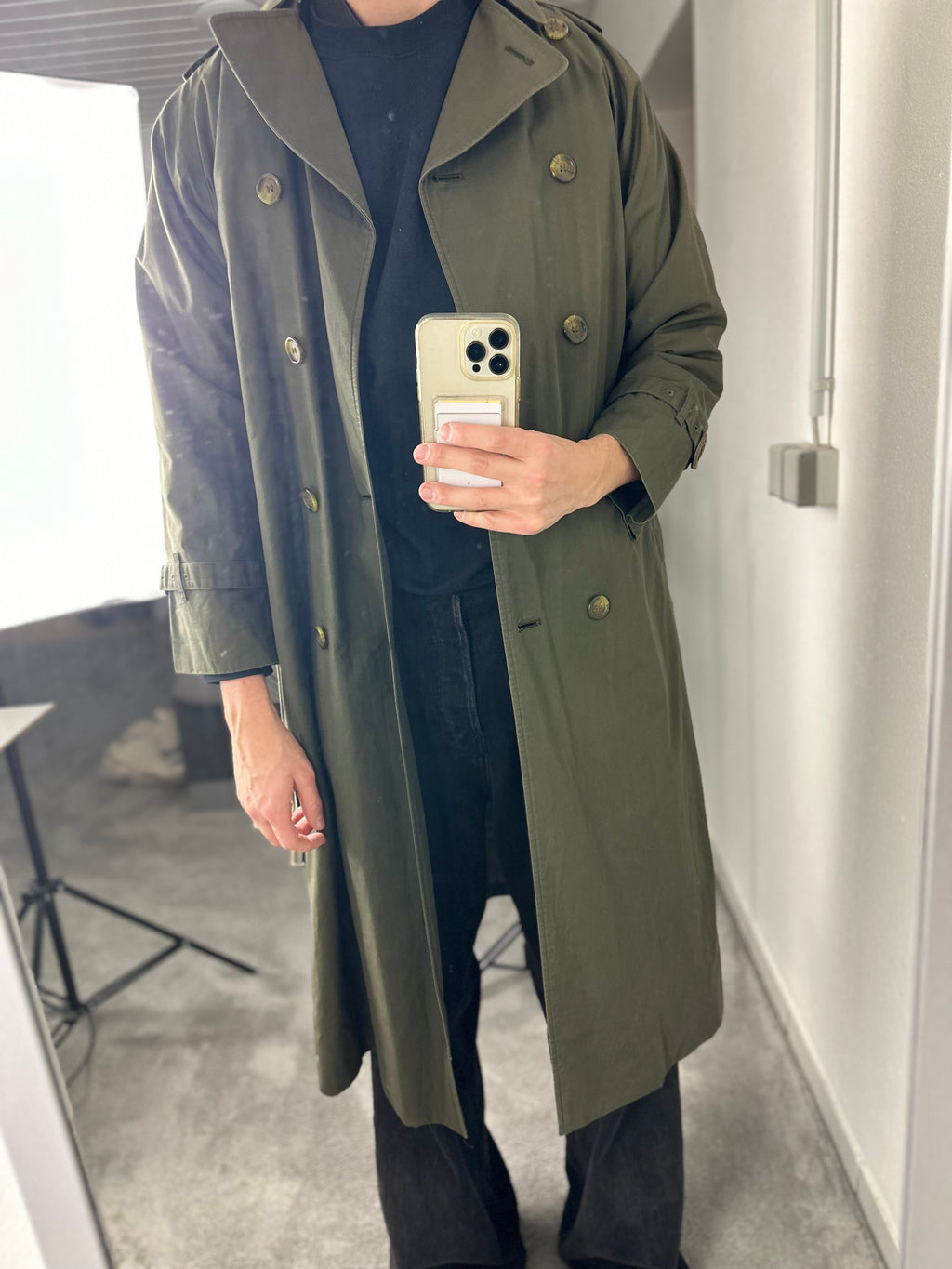 Burberrys Trenchcoat (12/M) including Inlet