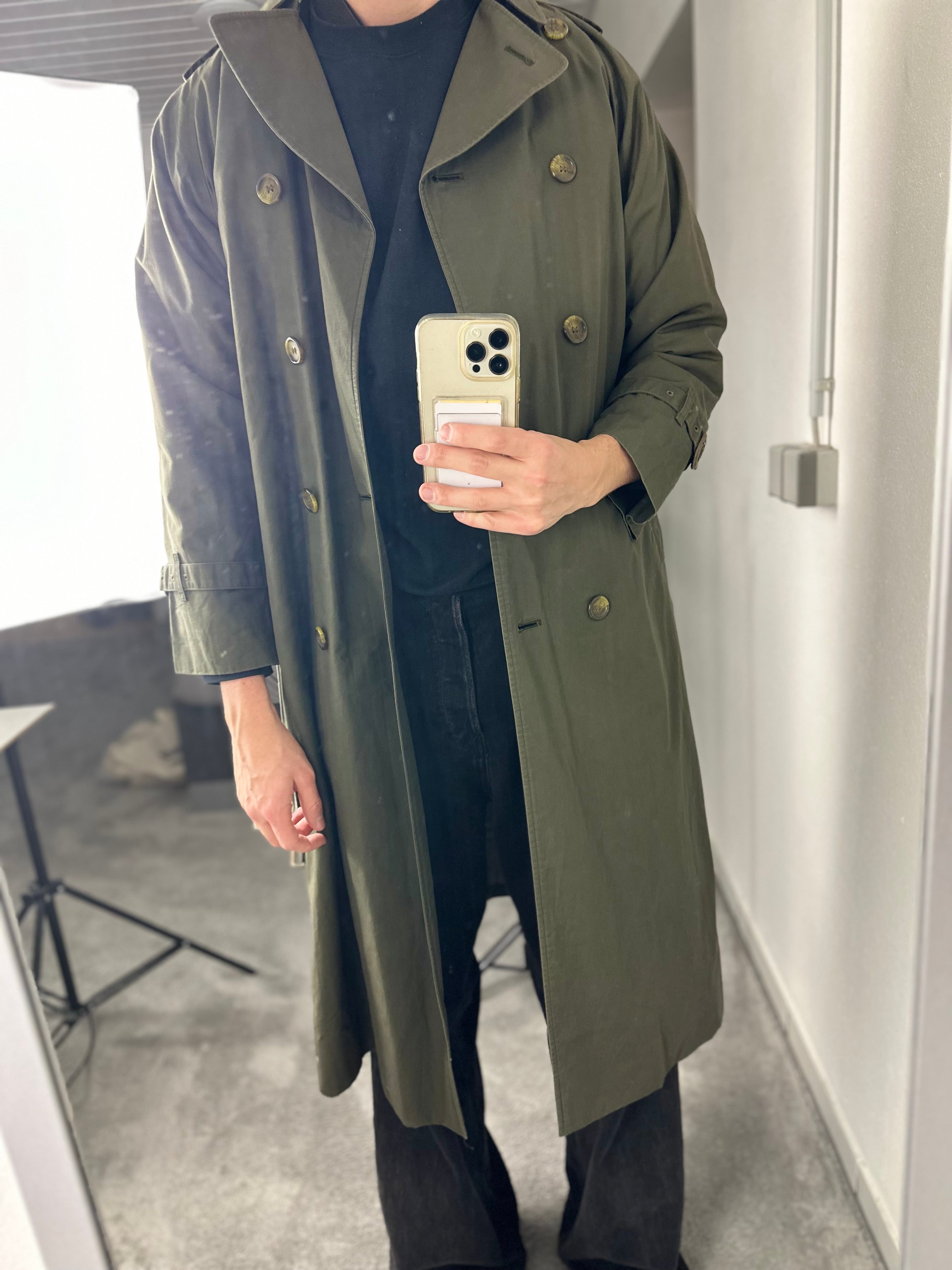 Burberrys Trenchcoat (12/M) including Inlet