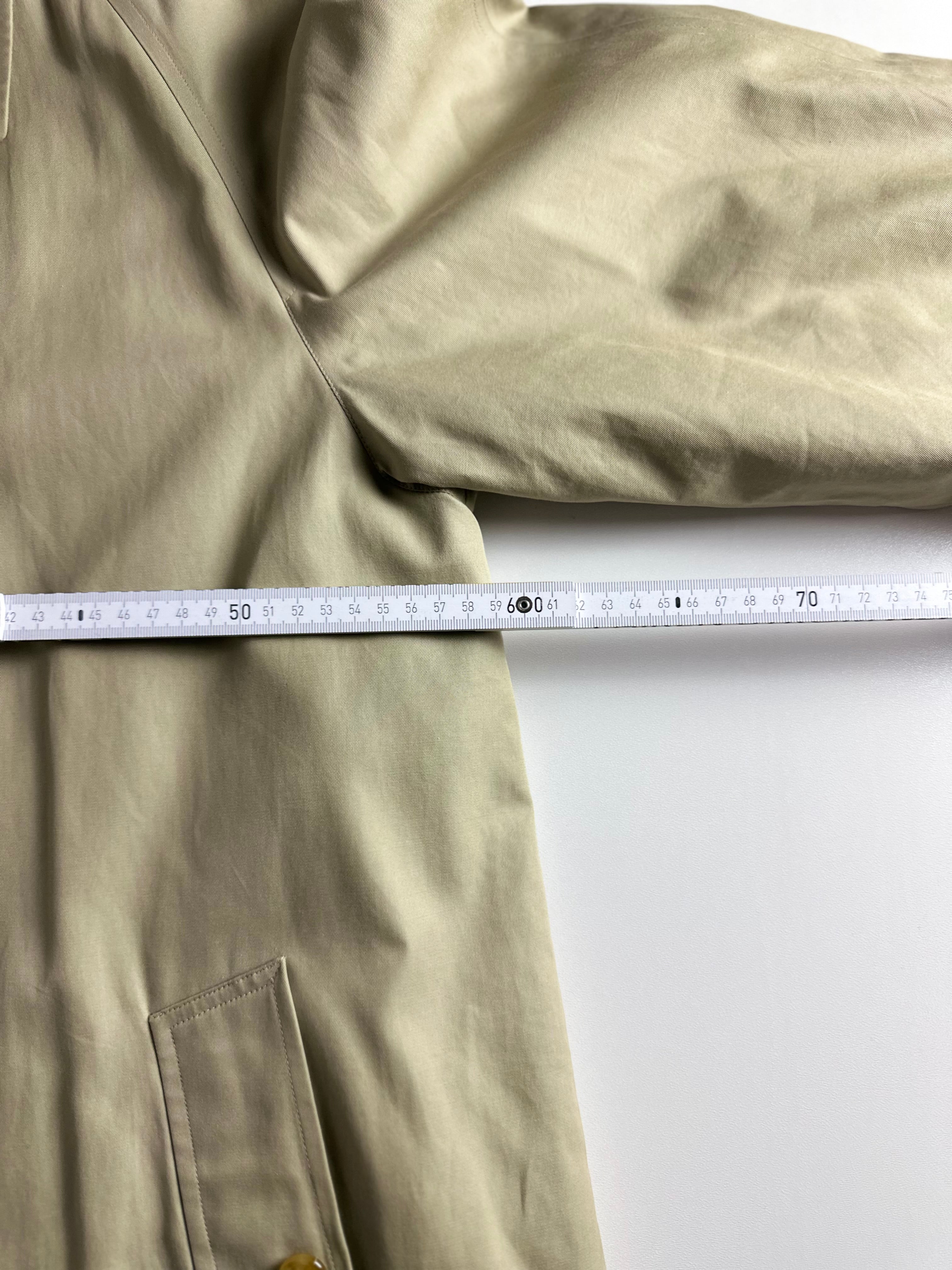 Burberrys Trenchcoat (50/L) including Inlet