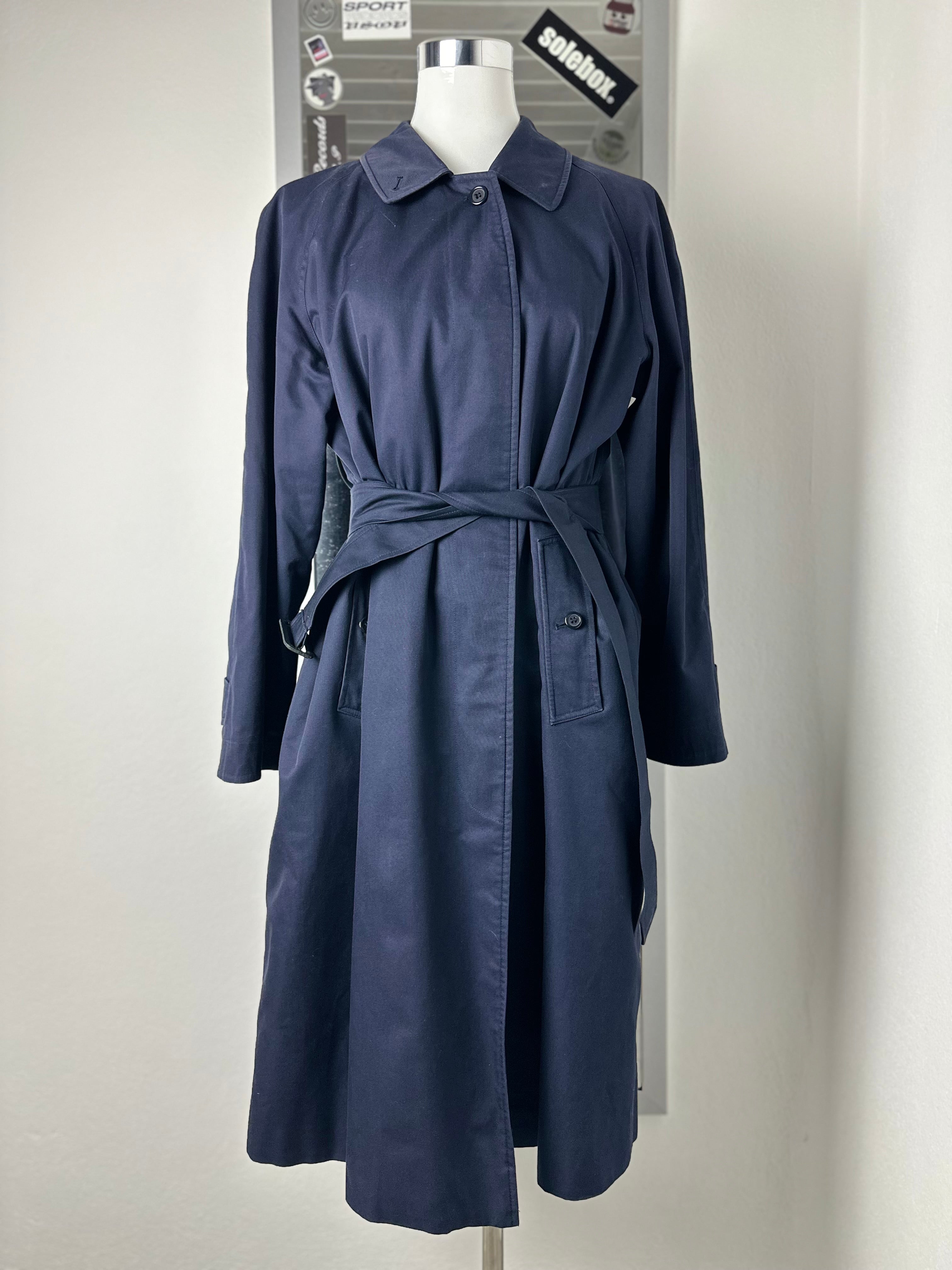 Burberrys Trenchcoat (16/XL) including Inlet