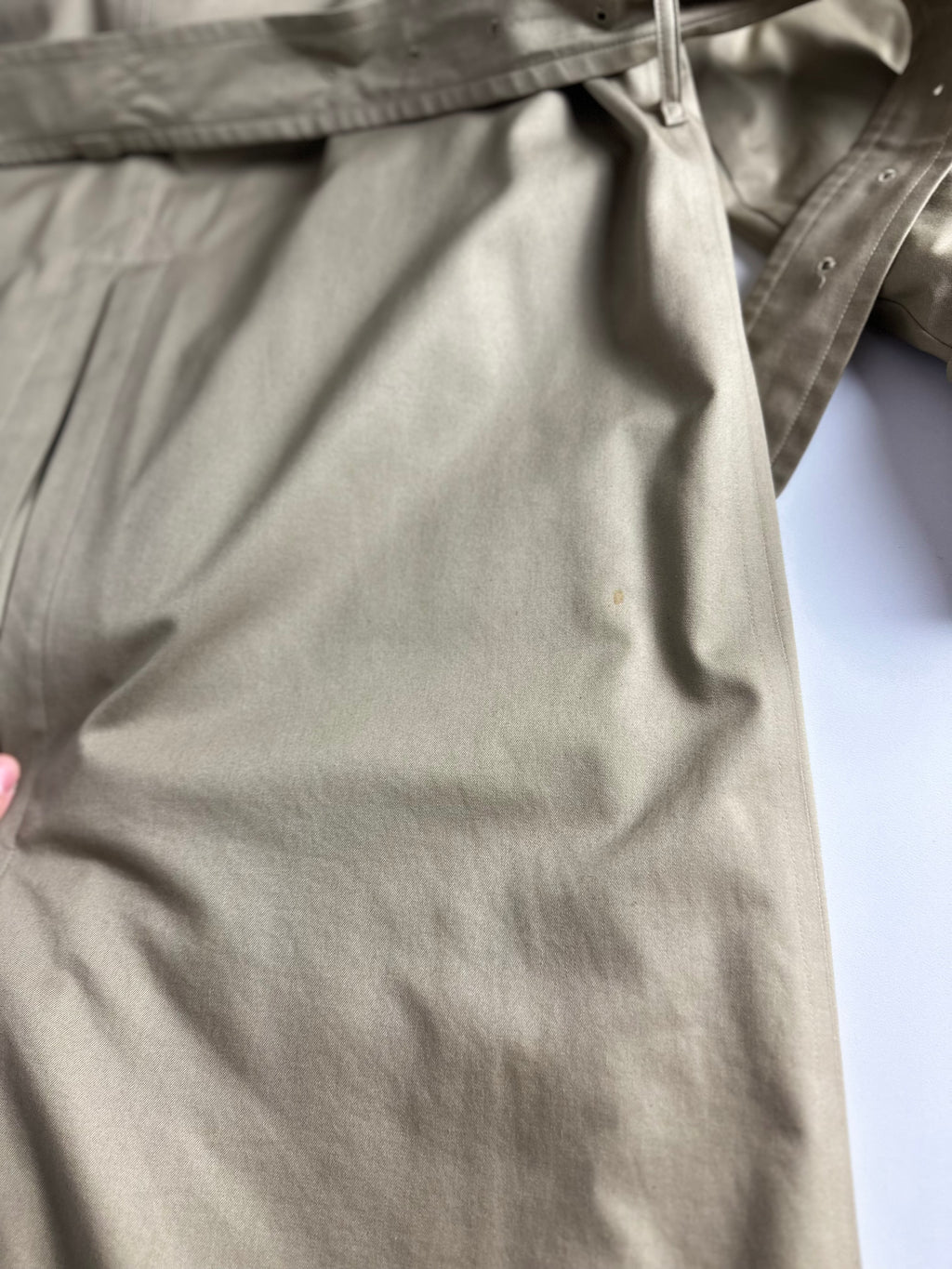 Burberrys Trenchcoat (52/L) including Inlet