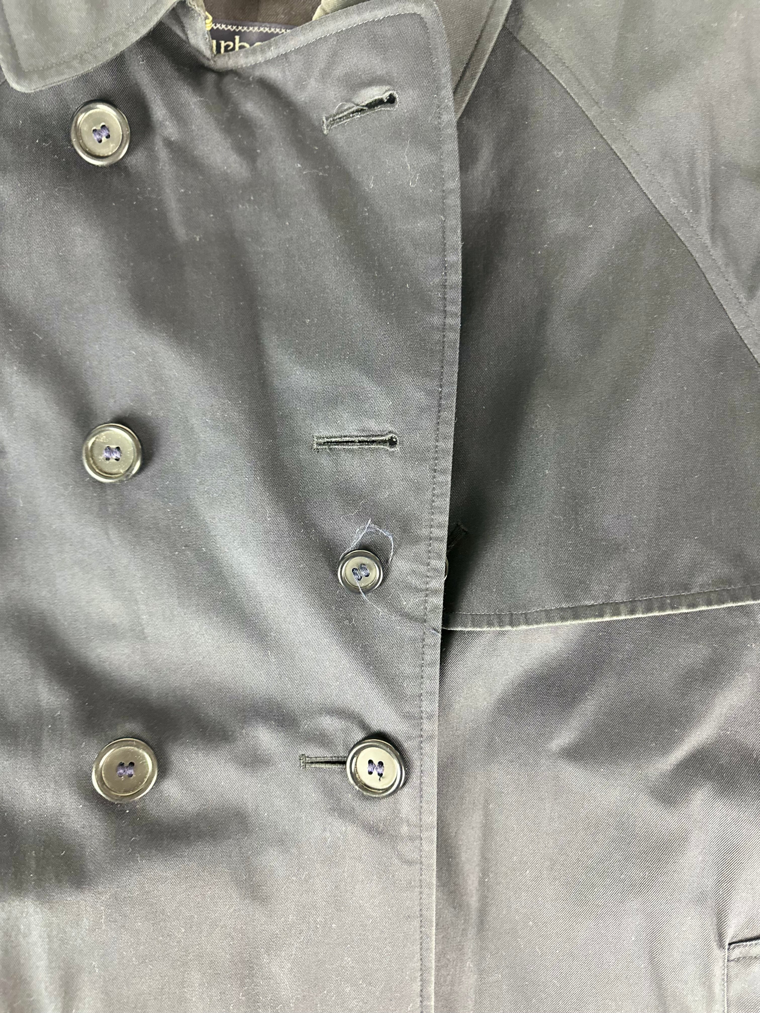 Burberrys Trenchcoat (12/M)