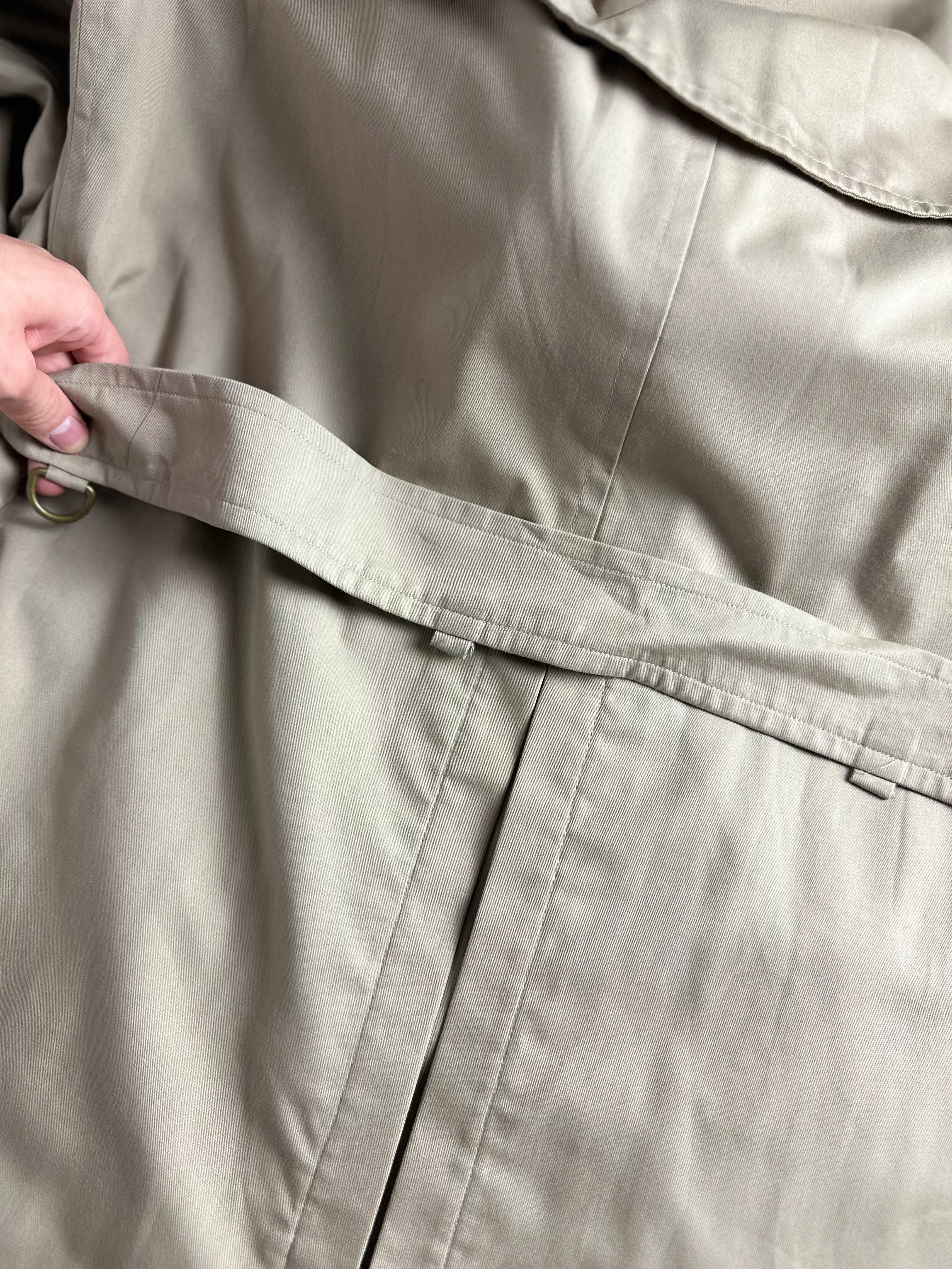 Burberrys Trenchcoat (50/L)