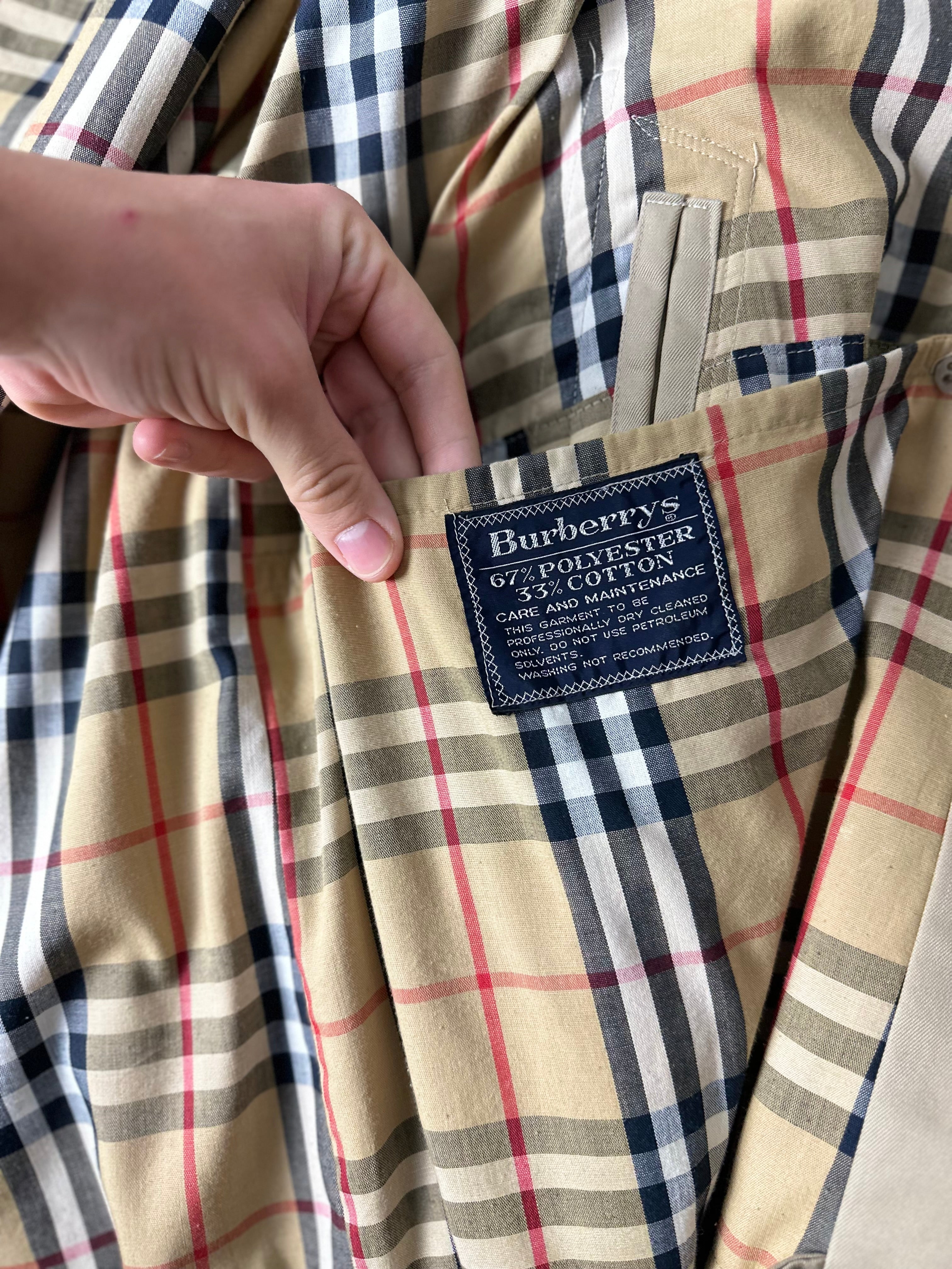 Burberrys Trenchcoat (50/L)