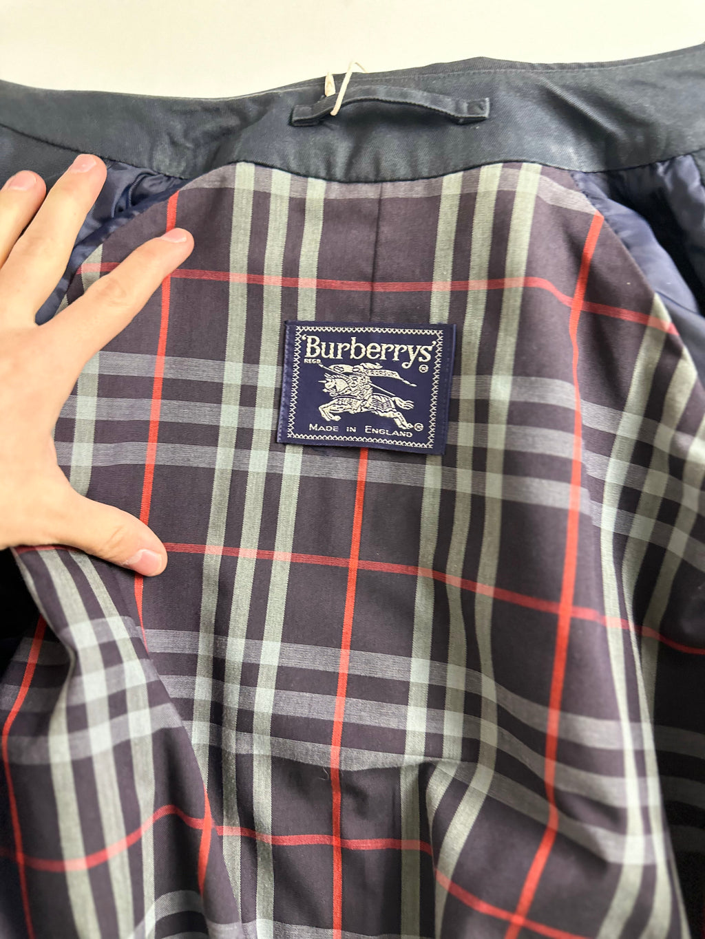 Burberrys Trenchcoat (14/L)