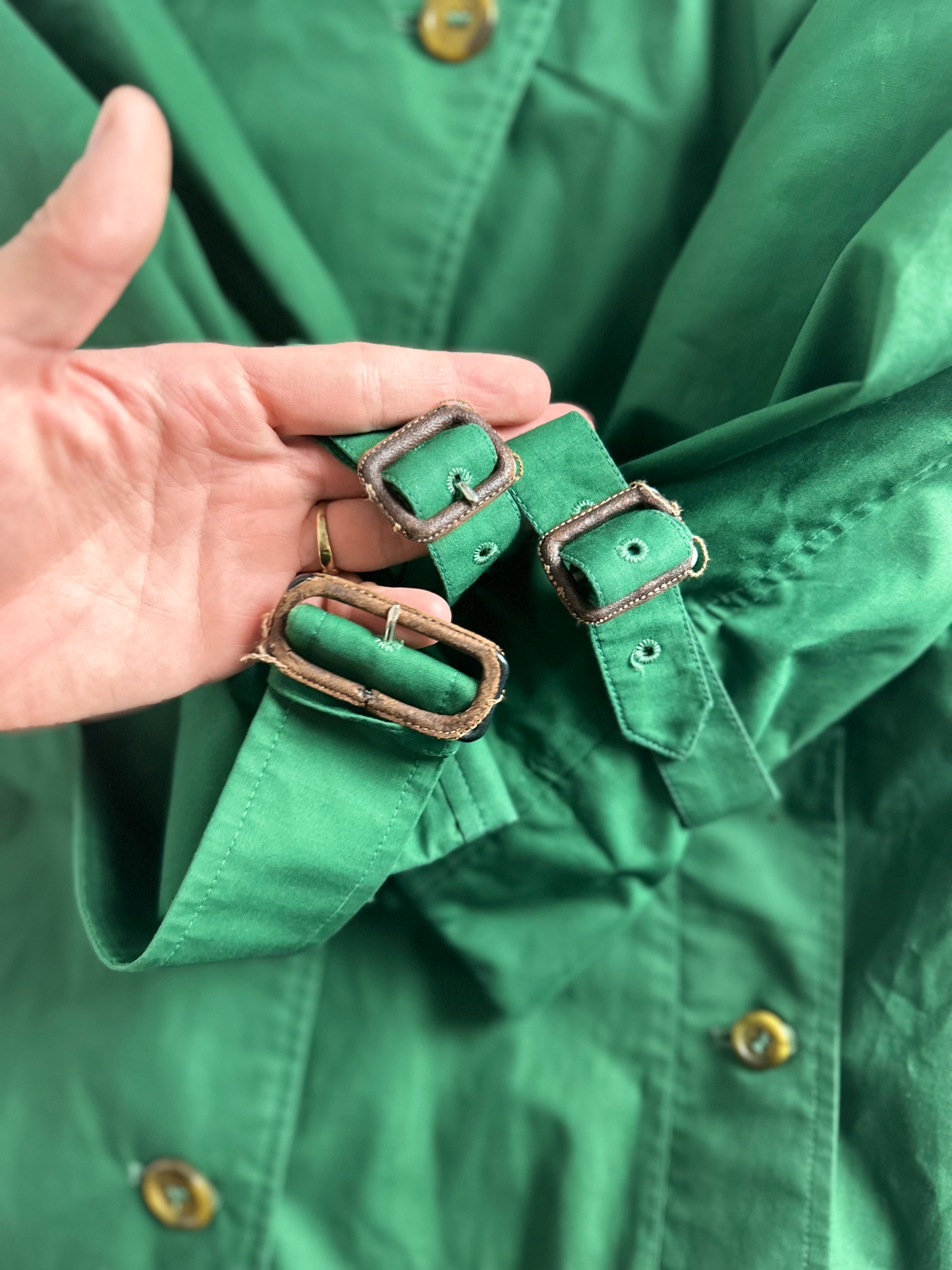 Burberrys Trenchcoat (12/M)