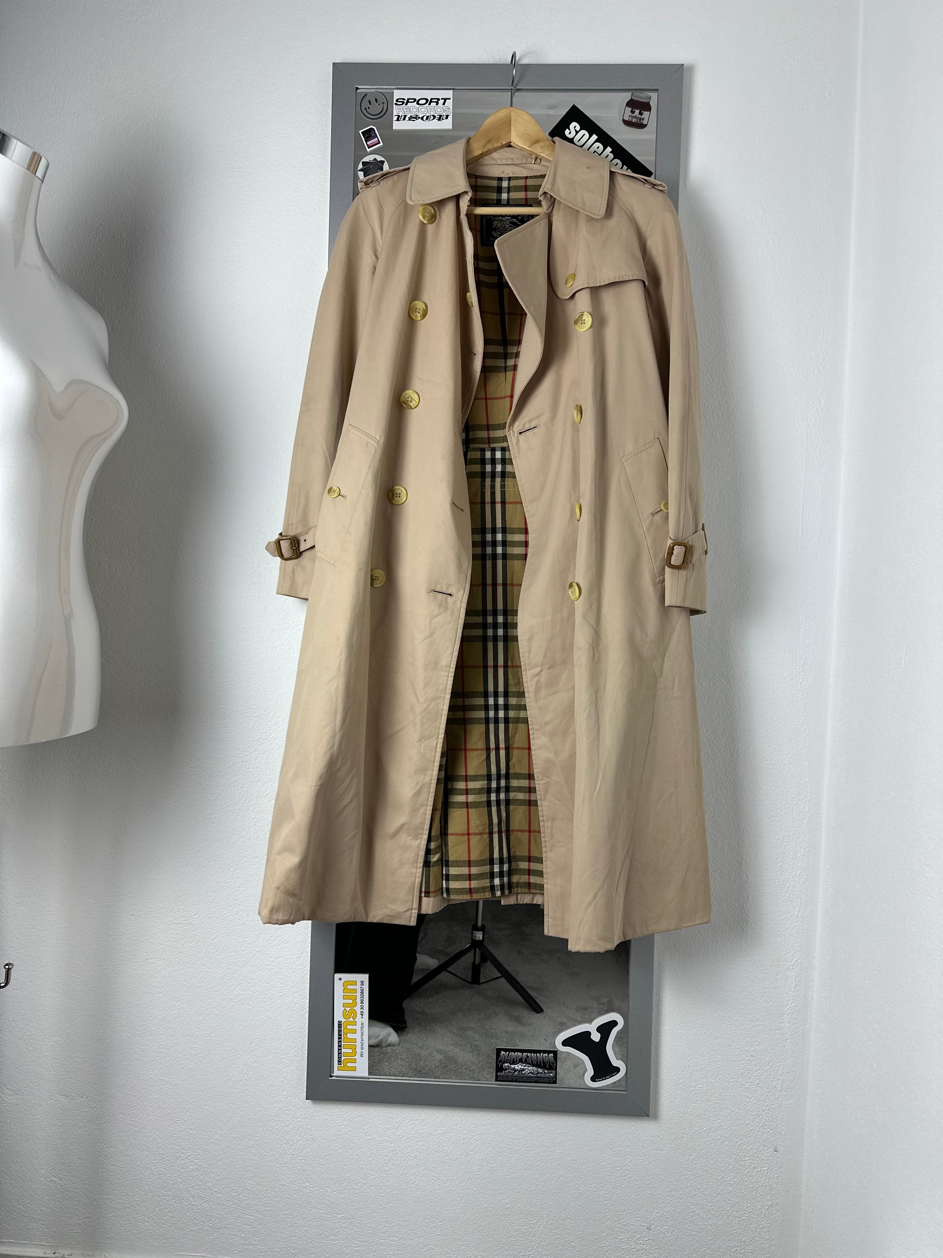 Burberrys Trenchcoat (8/XS)