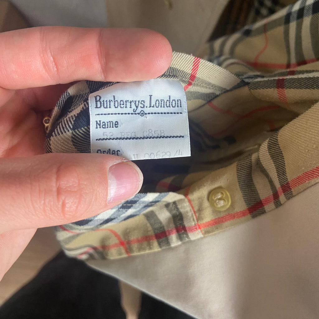 Burberry Trenchcoat Size 52/L