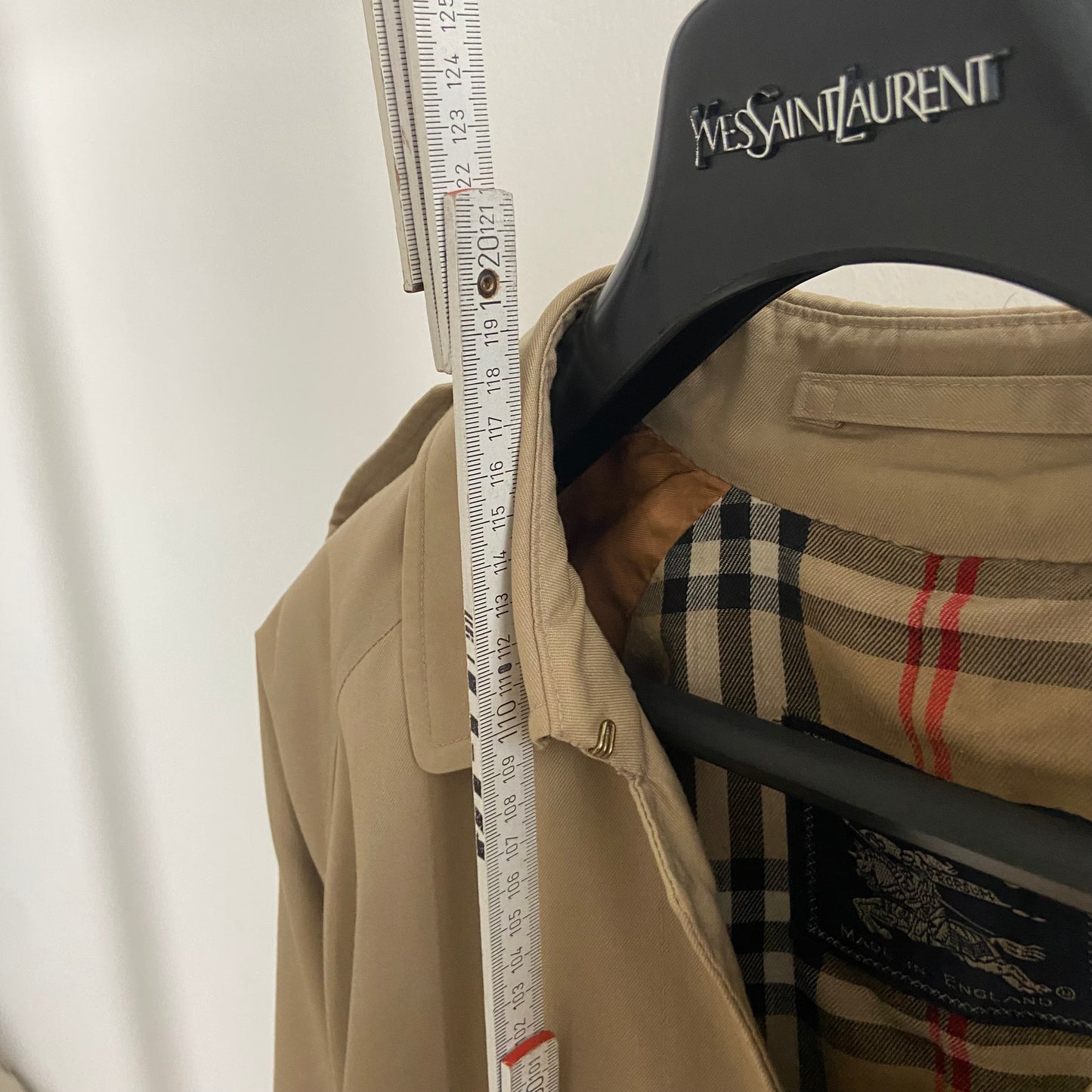 Burberrys Trenchcoat (12/M)