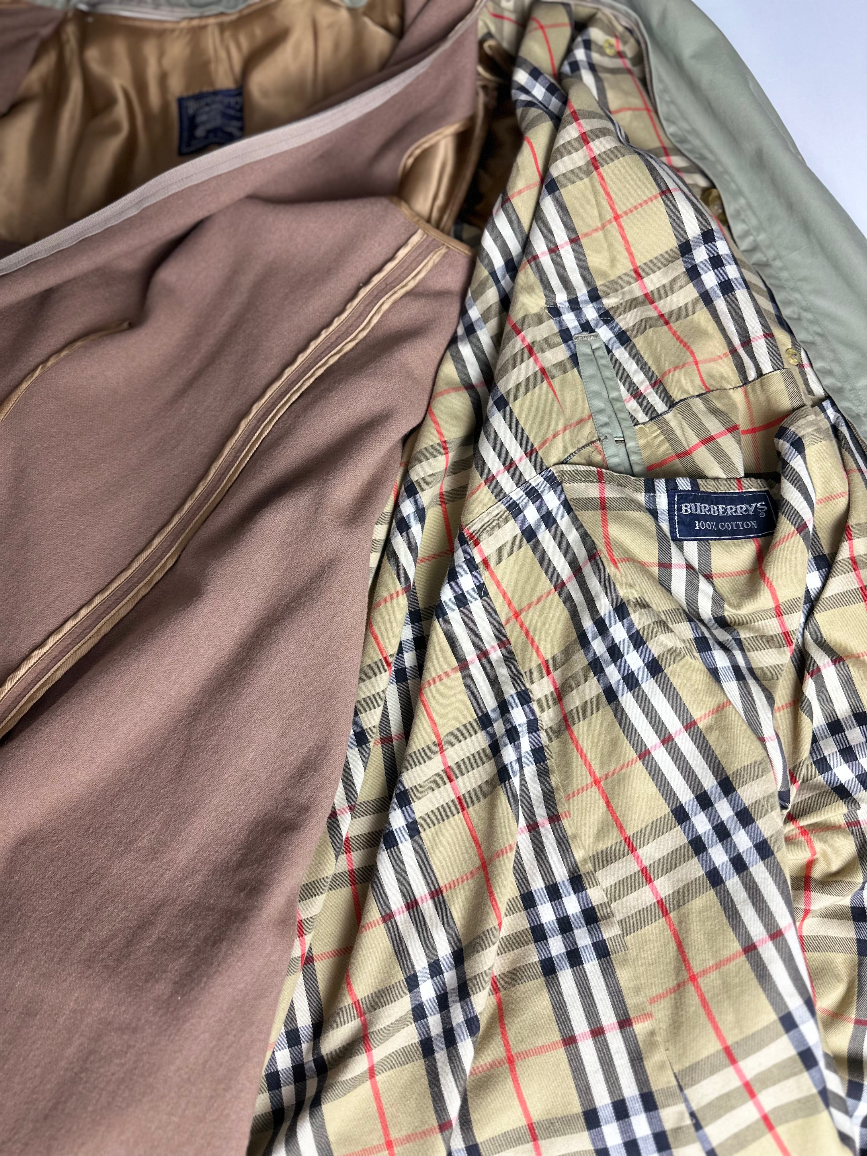 Burberrys Trenchcoat (54/XL) including Inlet