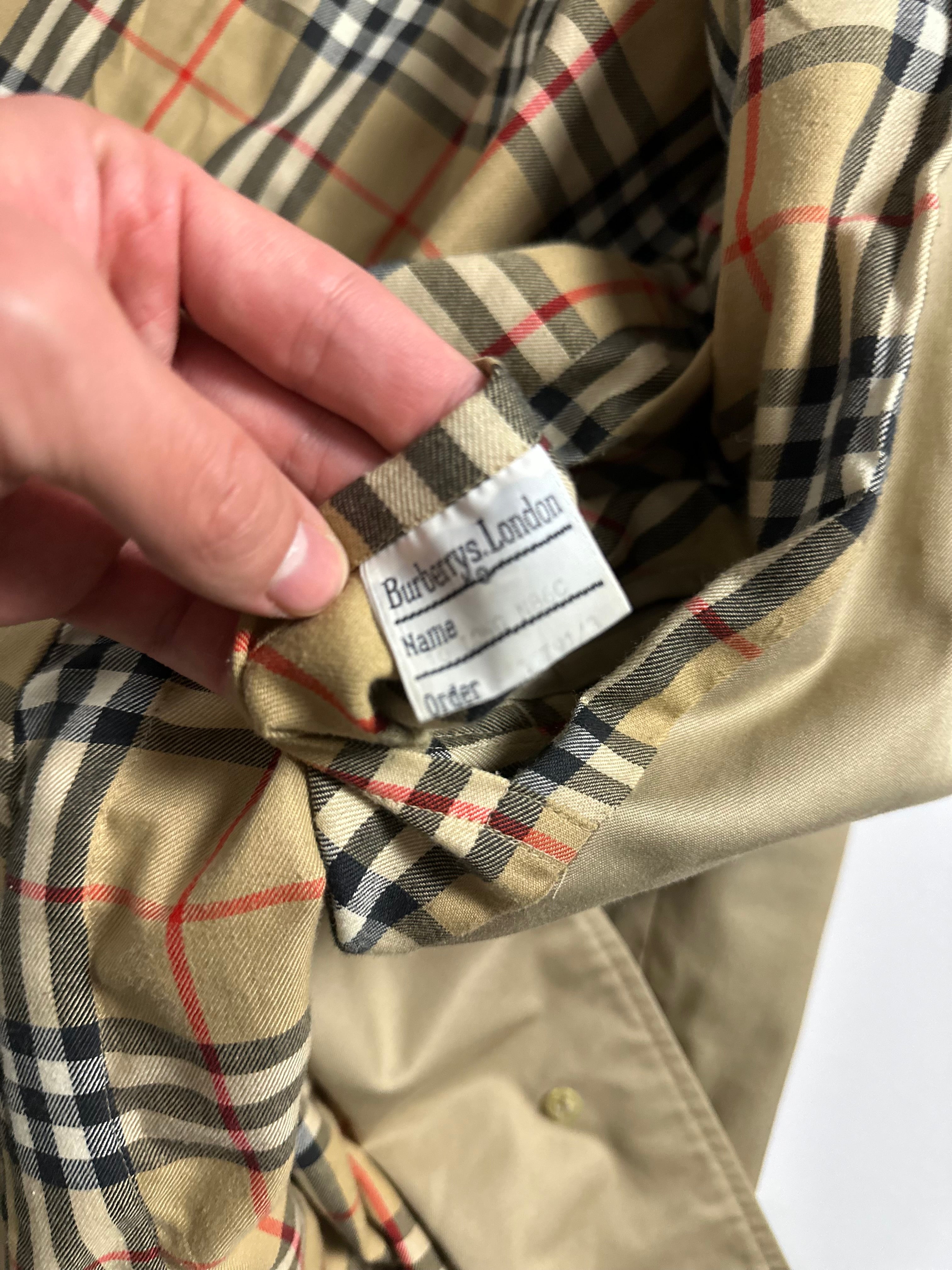 Burberrys Carcoat (10/S)