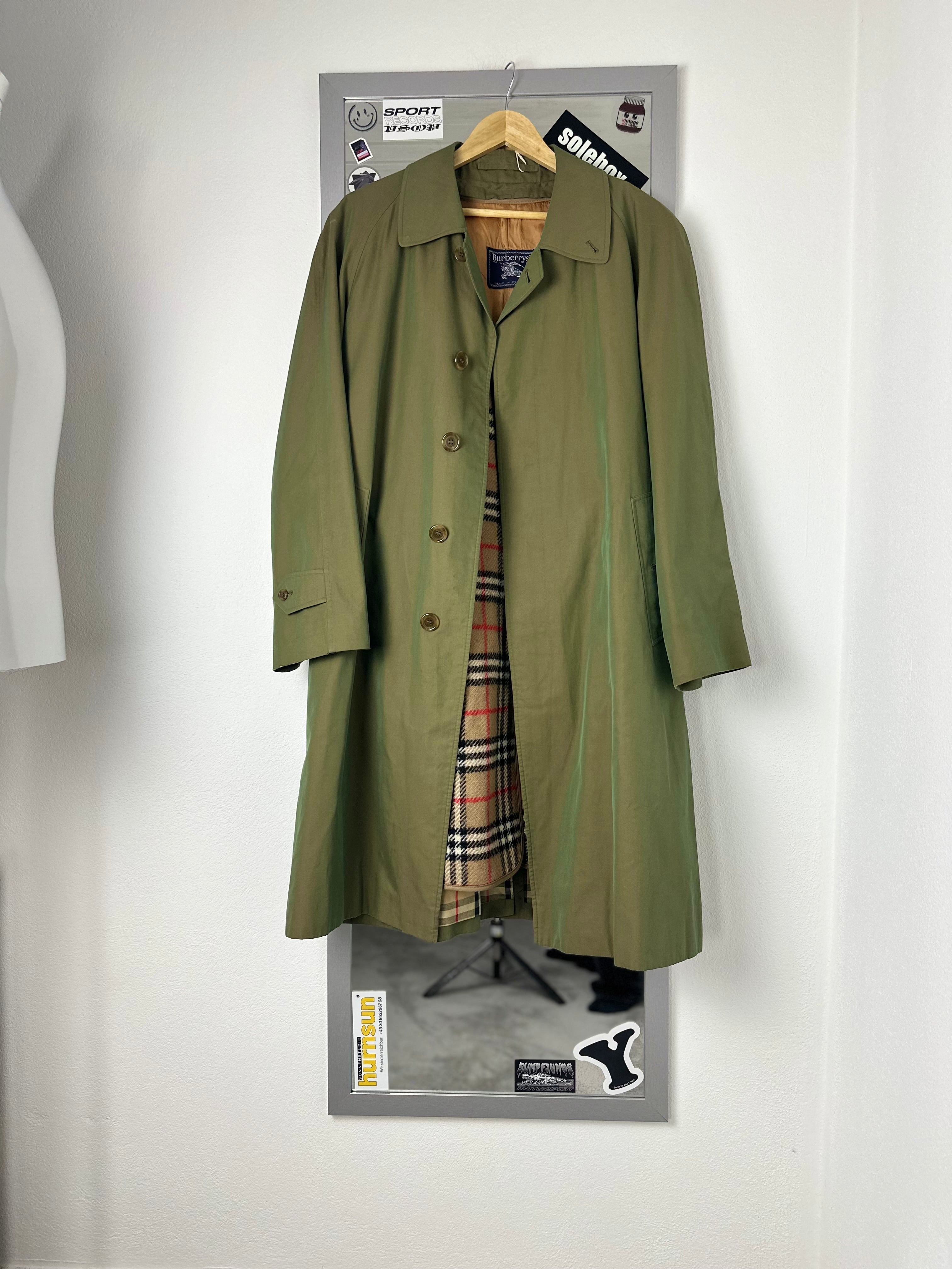 Burberrys Carcoat (50/L) including Inlet