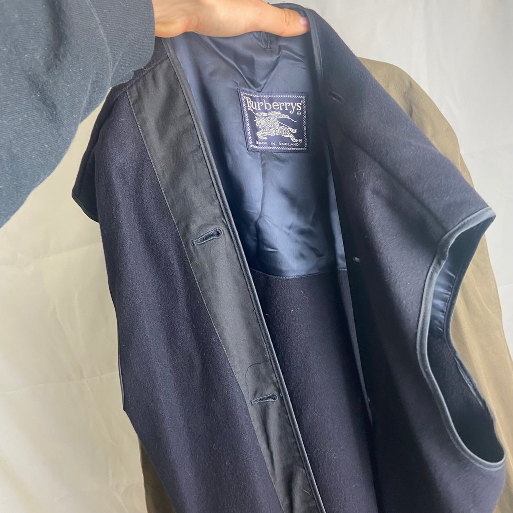 Burberrys Coat (54/XL) including Inlet