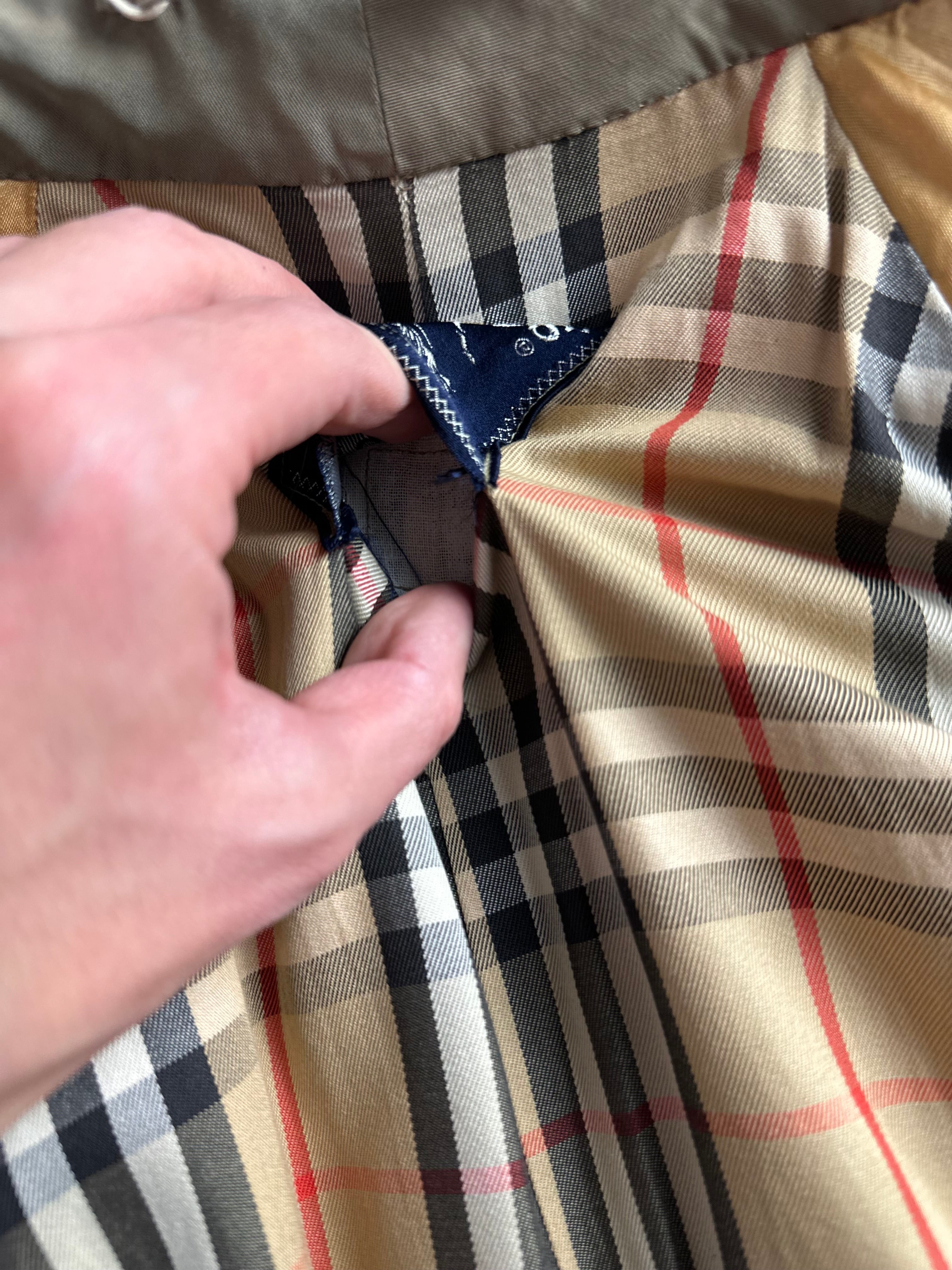 Burberrys Trenchcoat (50/L)