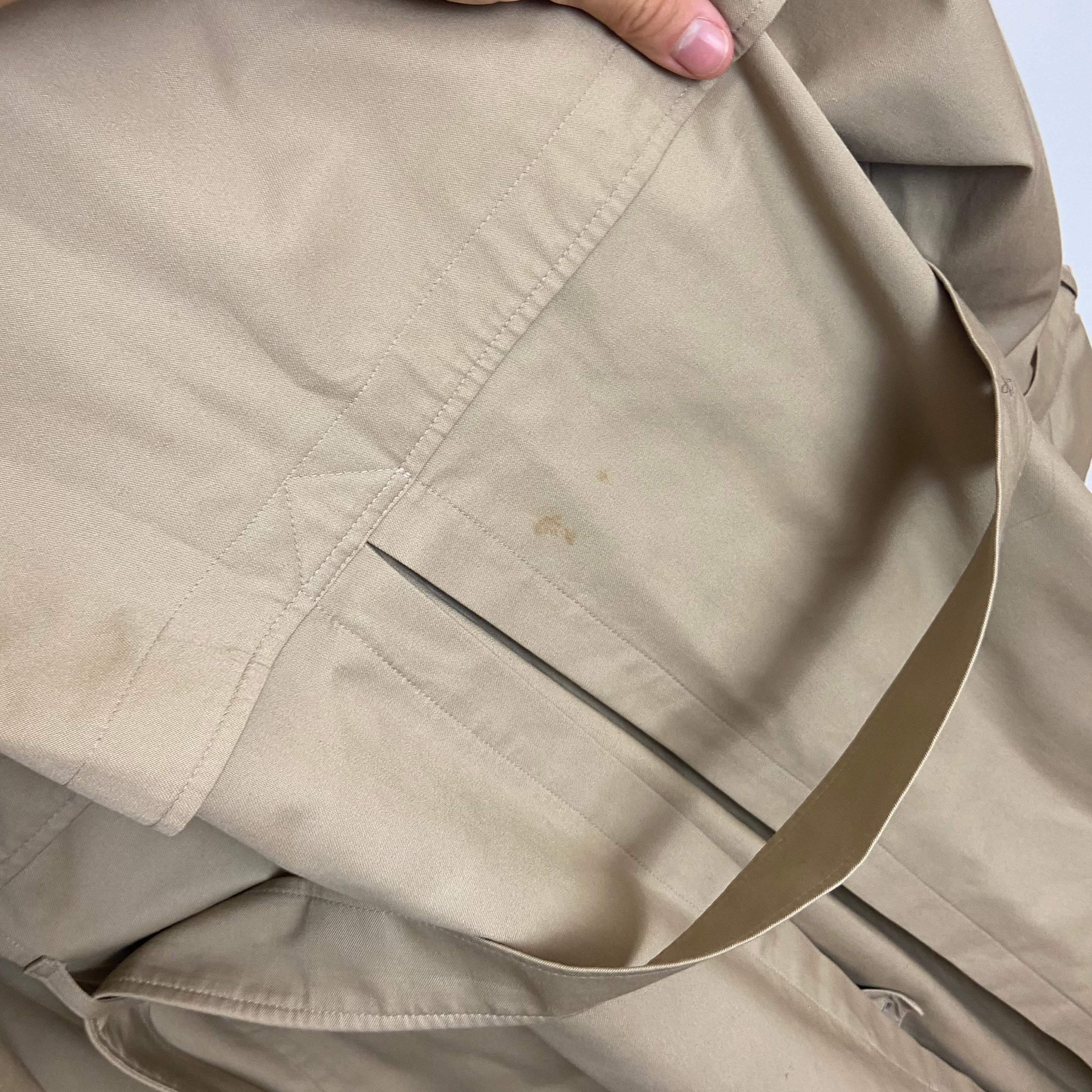 Burberrys Trenchcoat (12/M)