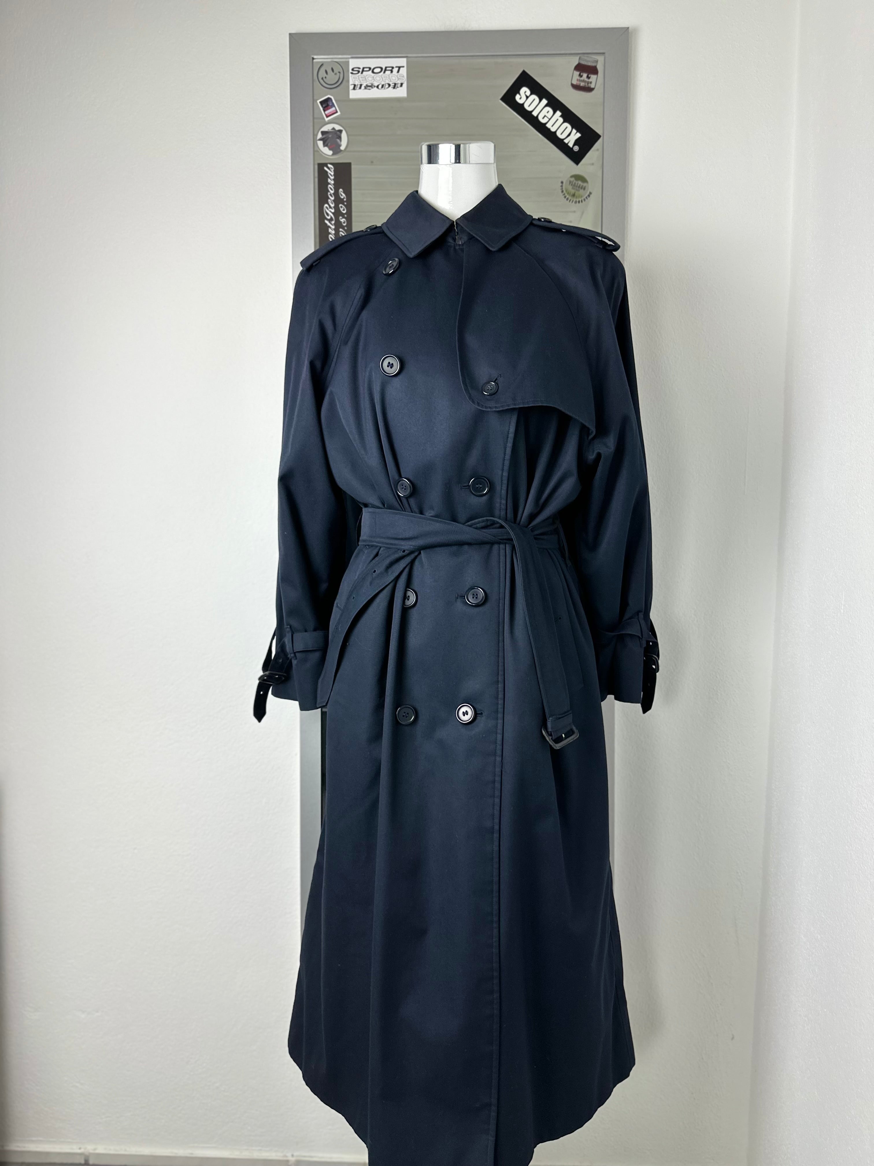 Burberrys Trenchcoat (14/L) including Inlet