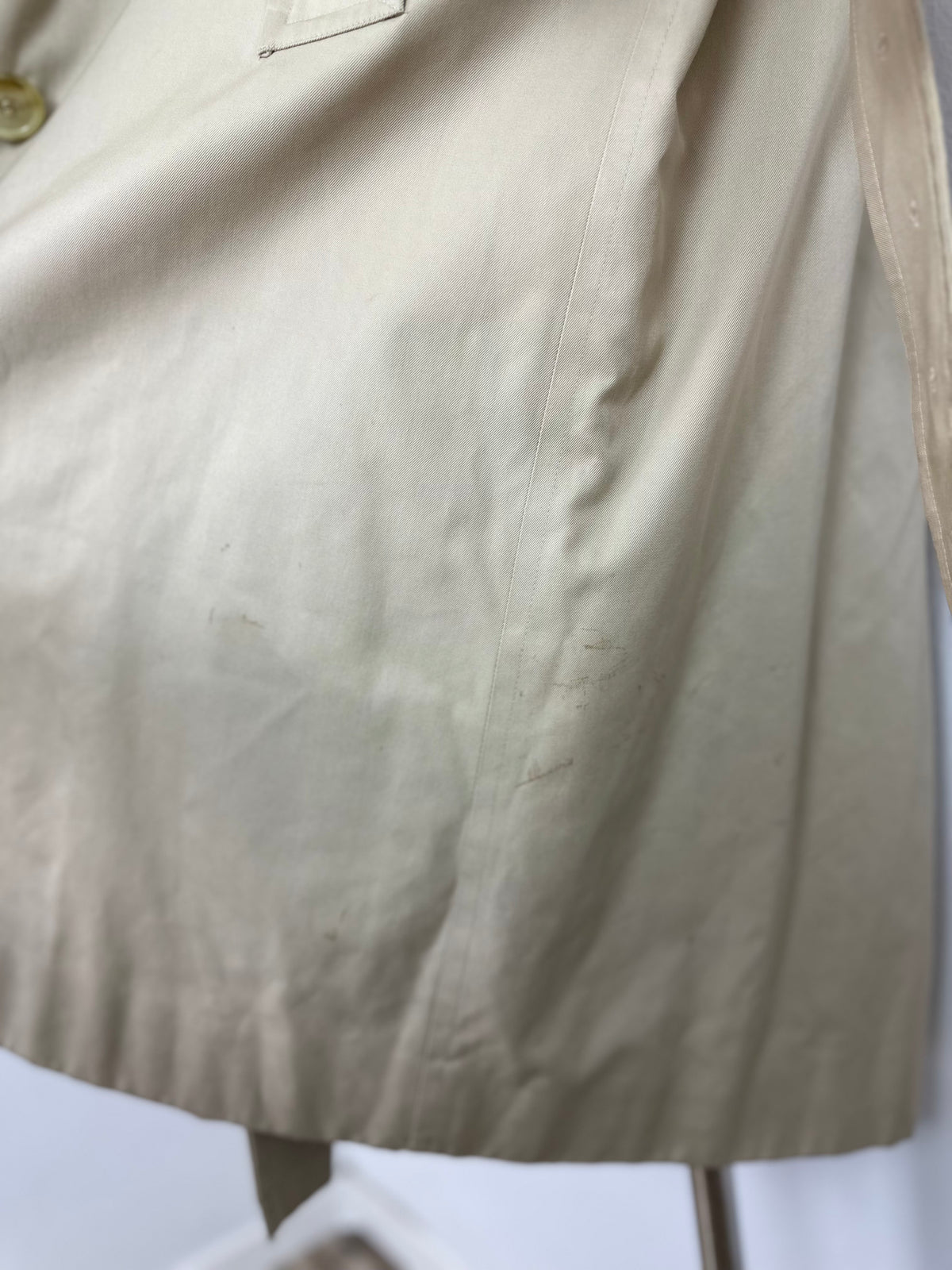 Vintage Burberry Trench Coat Creme Size 52 L