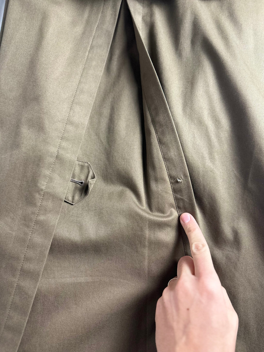 Burberrys Trenchcoat (10/S)