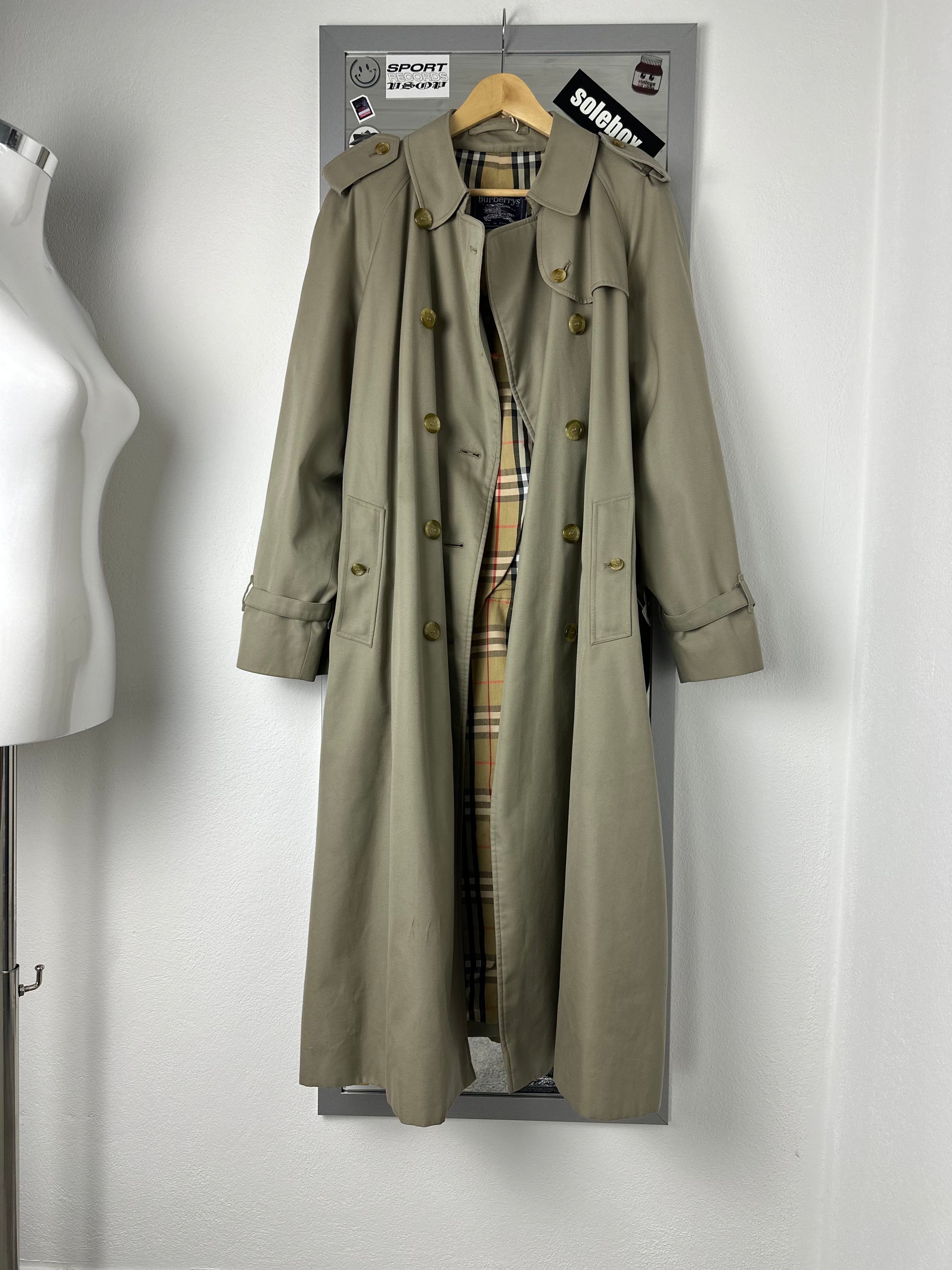 Burberrys Trenchcoat (18/XXL)
