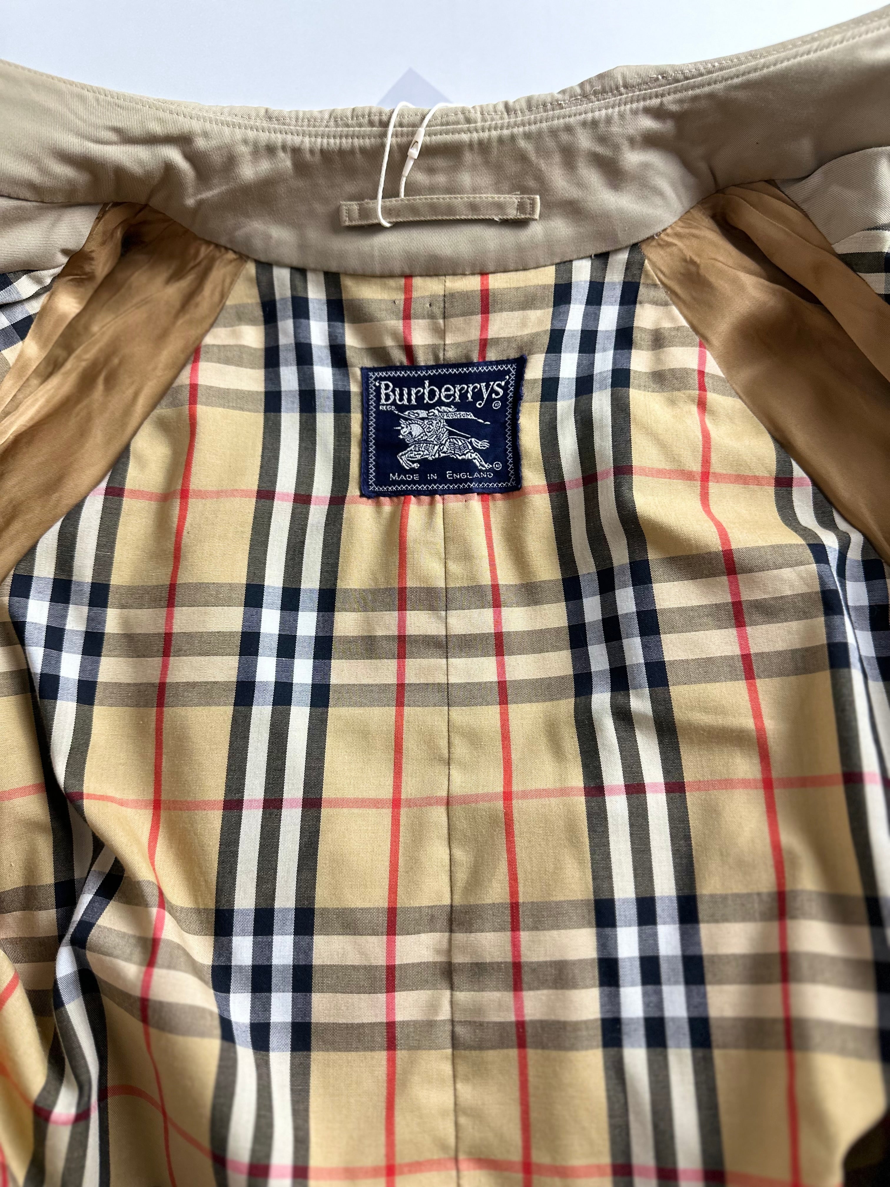 Burberrys Trenchcoat (50/L)