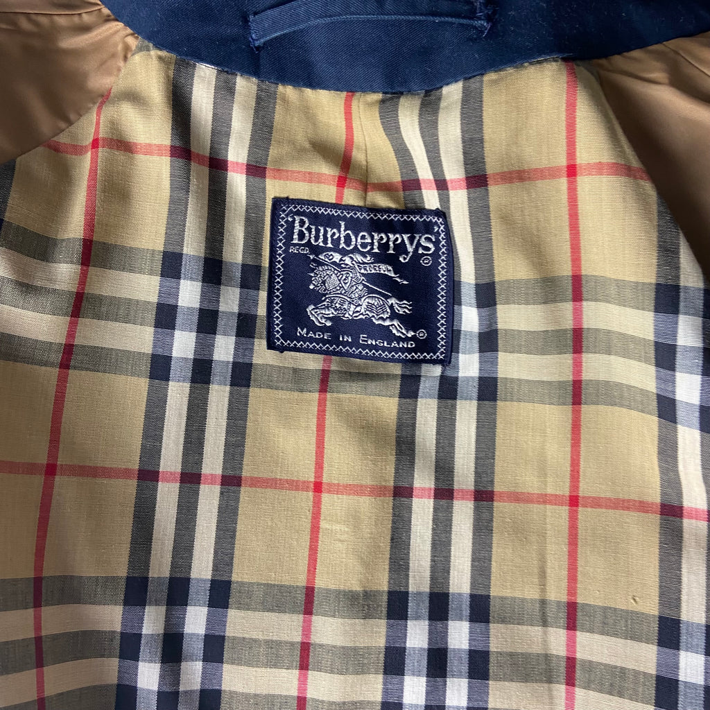 Burberry Trenchcoat Size 48/M