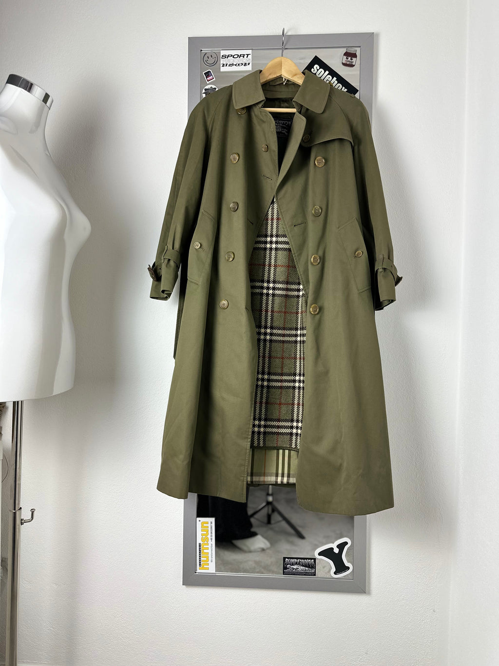 Burberrys Trenchcoat (8/XS) including Inlet