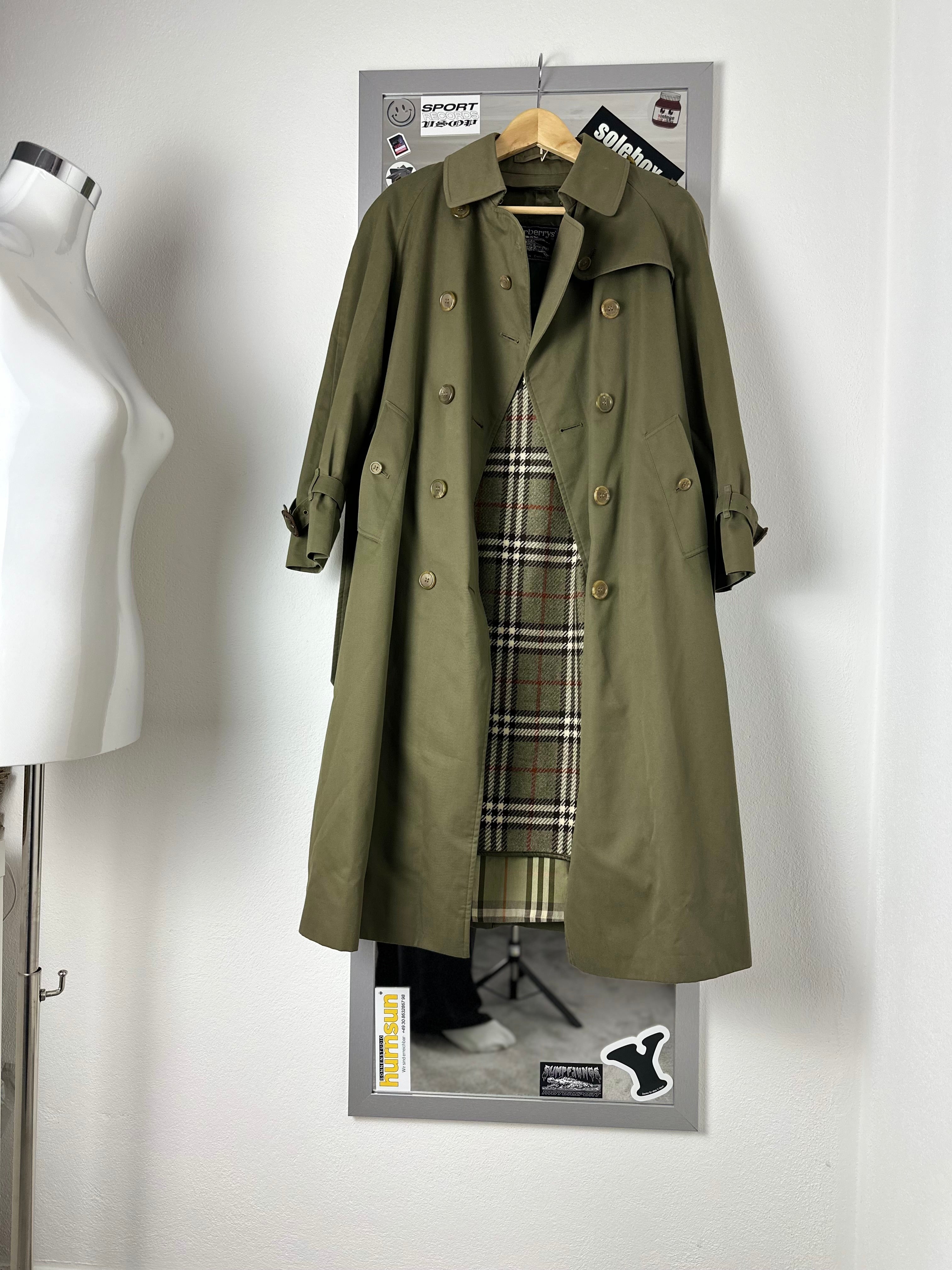 Burberrys Trenchcoat (8/XS) including Inlet
