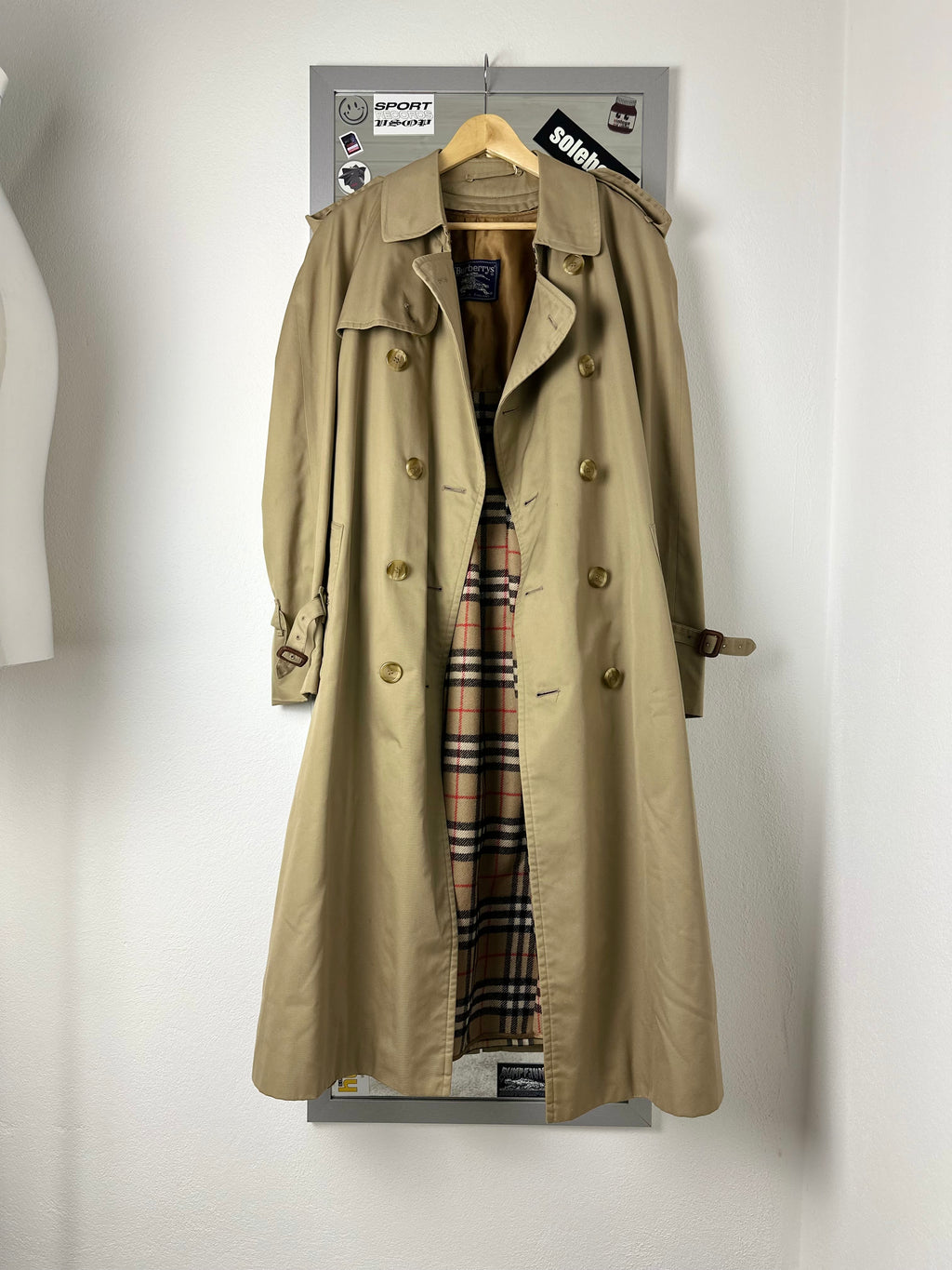 Burberrys Trenchcoat (50/L) including Inlet