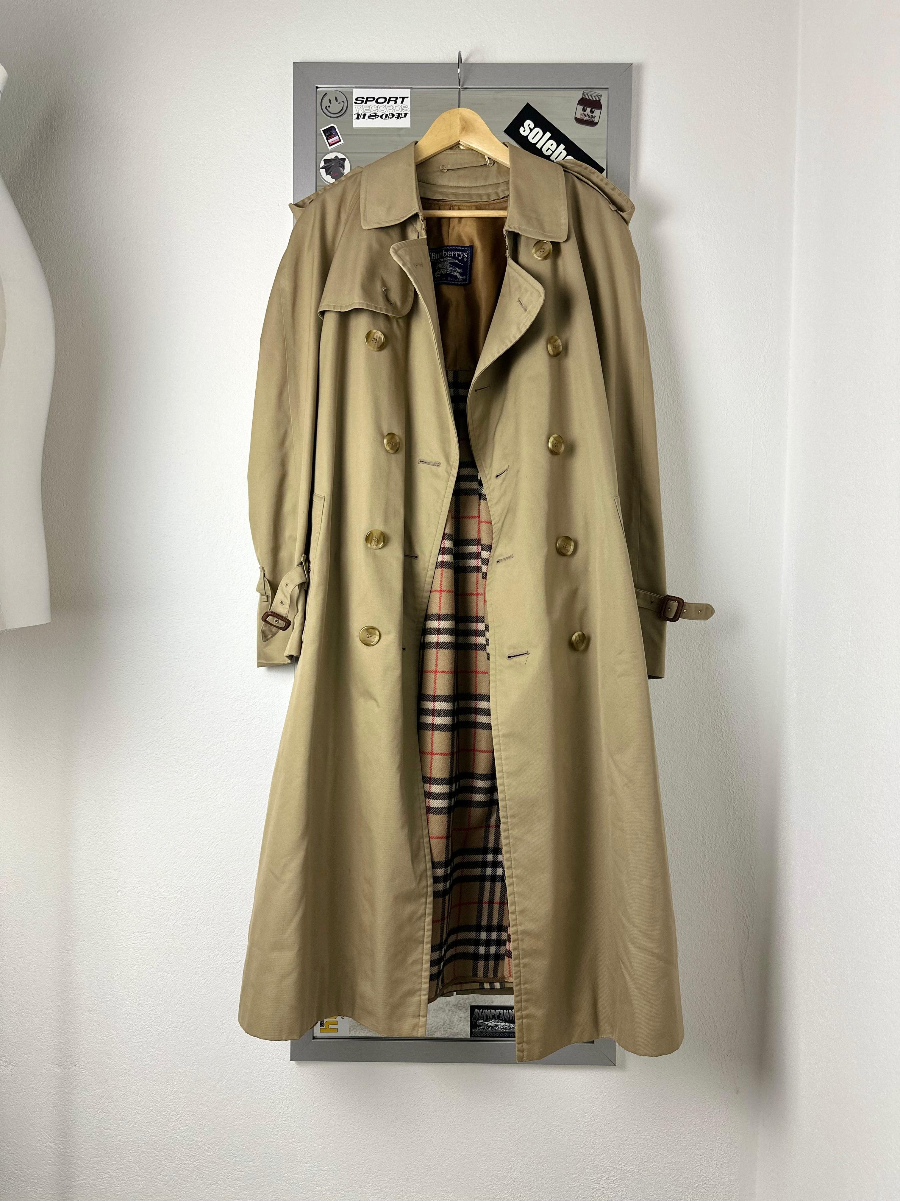 Burberrys Trenchcoat (50/L) including Inlet
