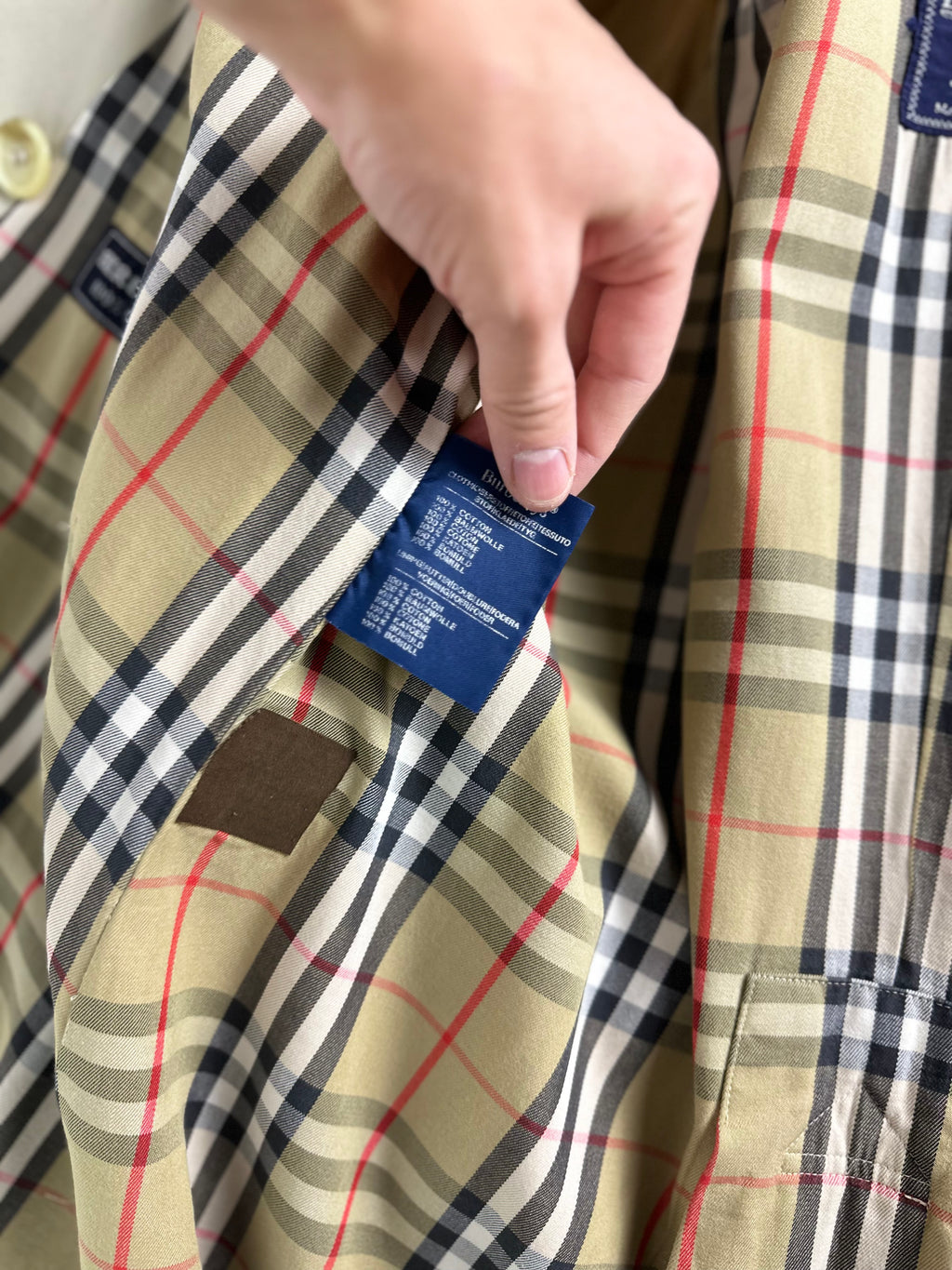 Burberrys Trenchcoat (10/S)