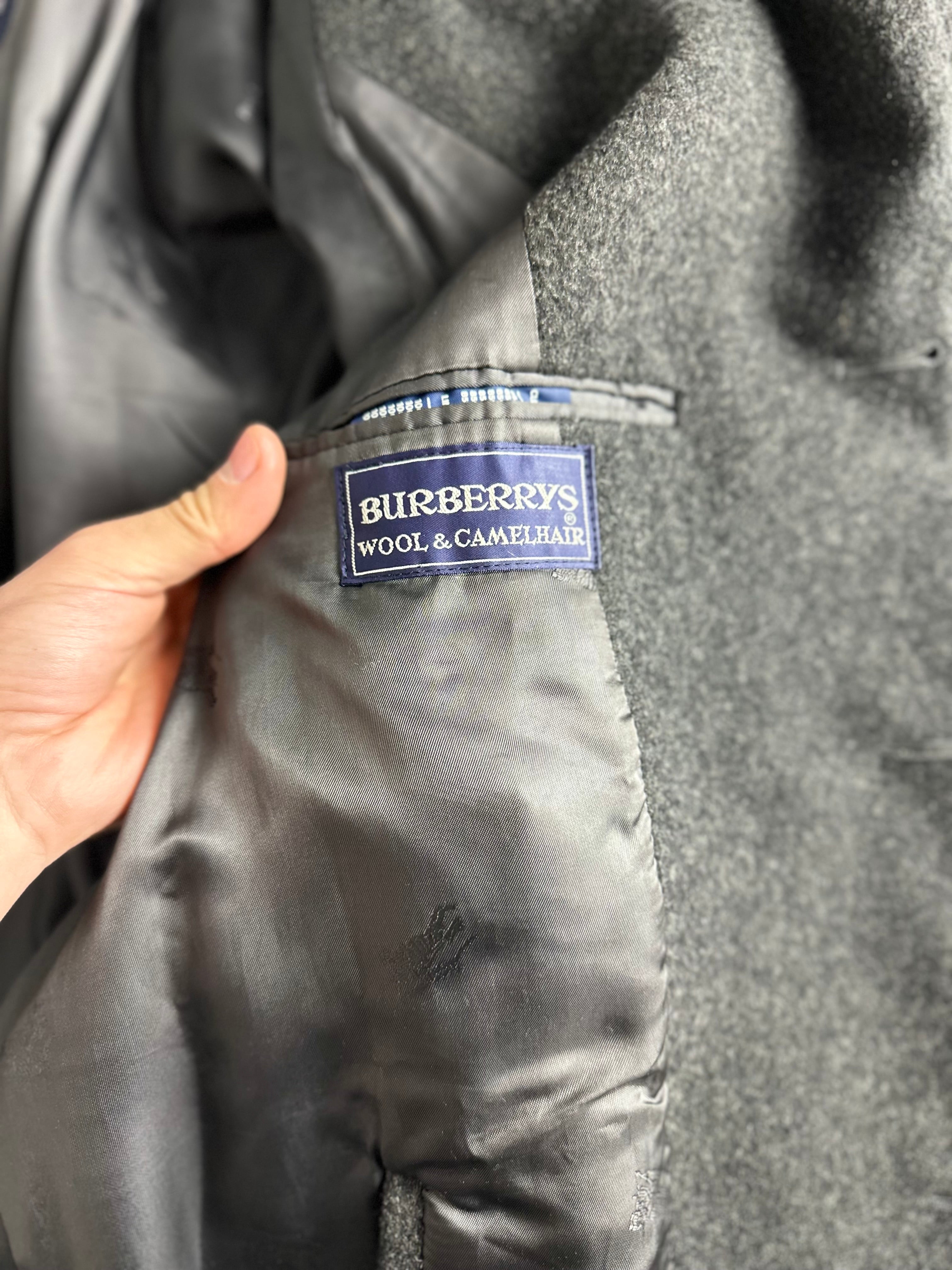 Burberrys Coat (46/S)