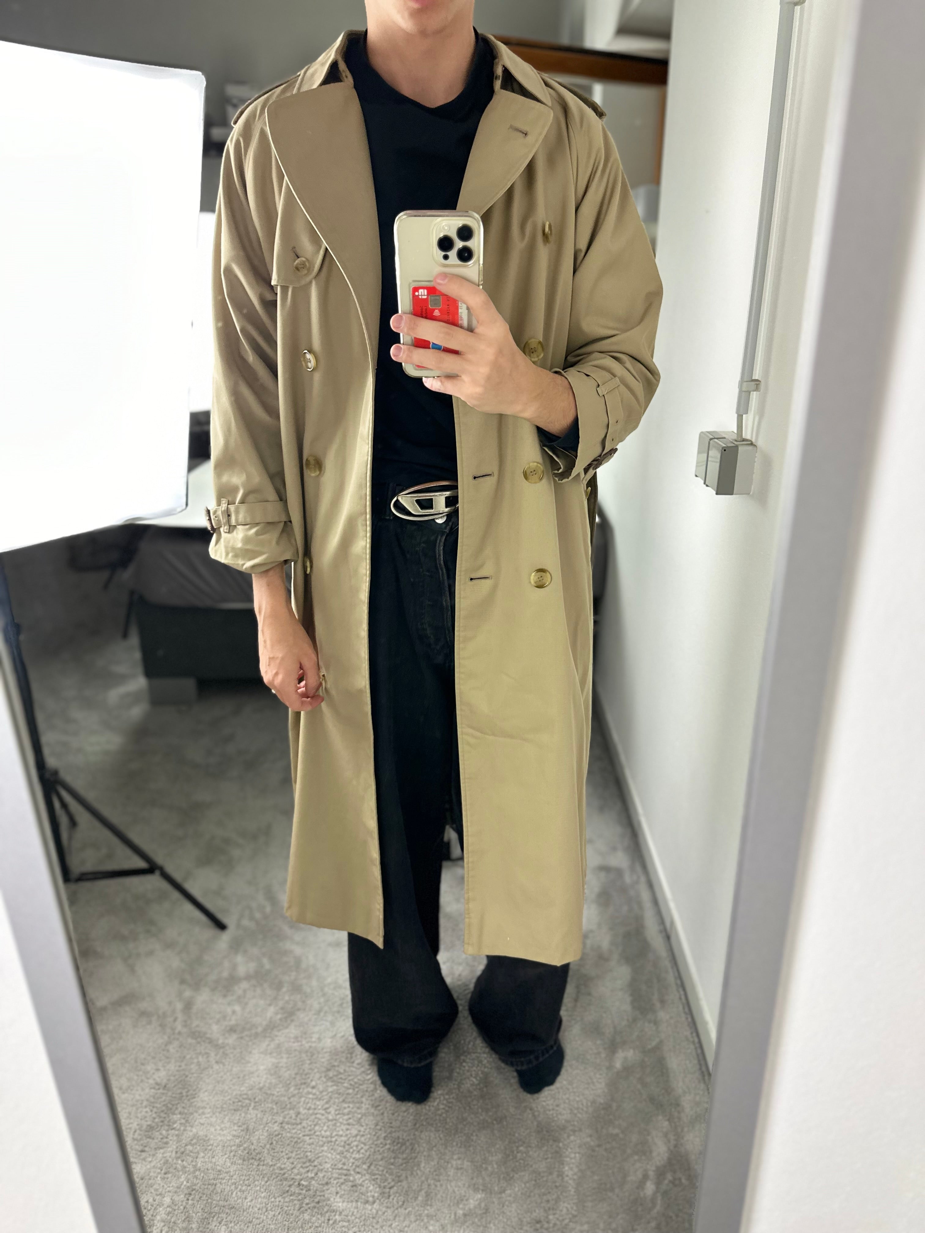 Burberrys Trenchcoat (12/M)