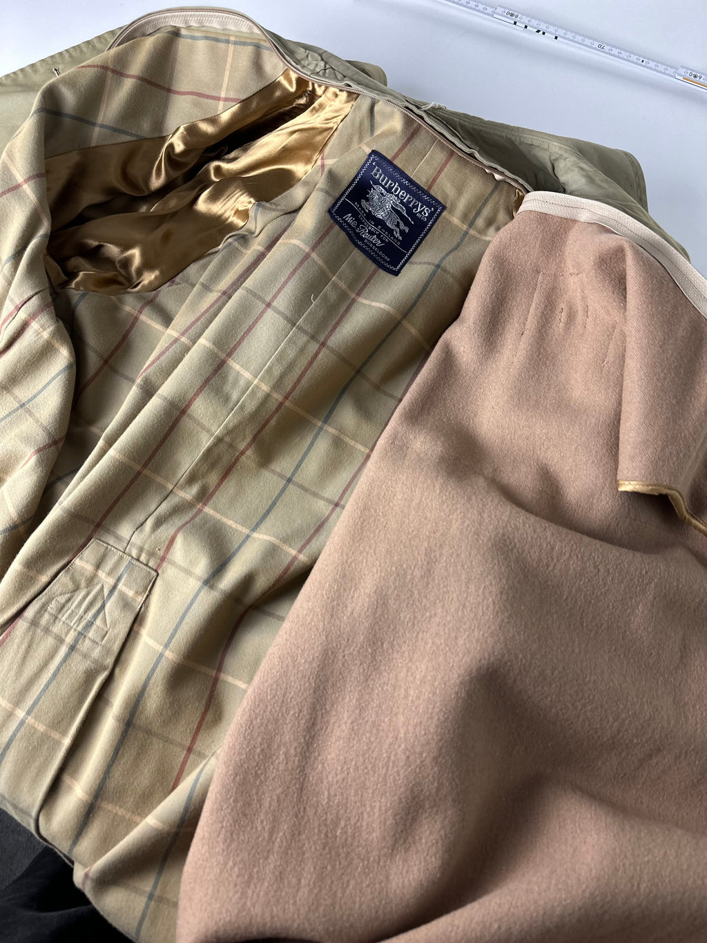 Burberrys Trenchcoat (54/XL) including Inlet
