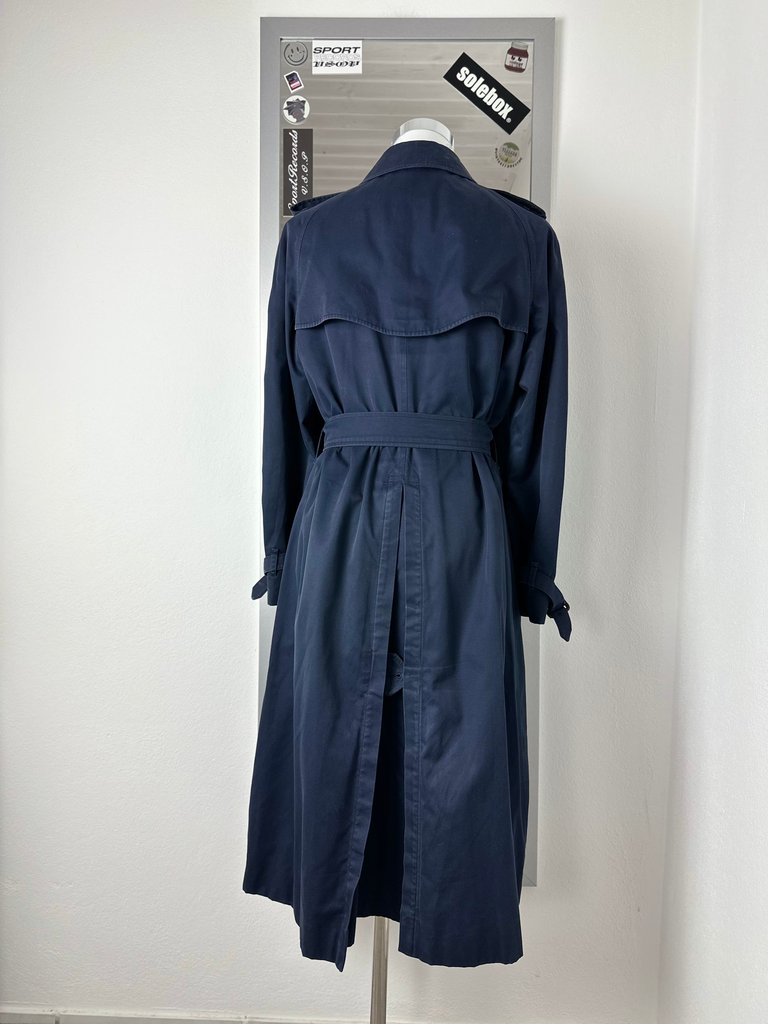 Burberrys Trenchcoat (10/S)