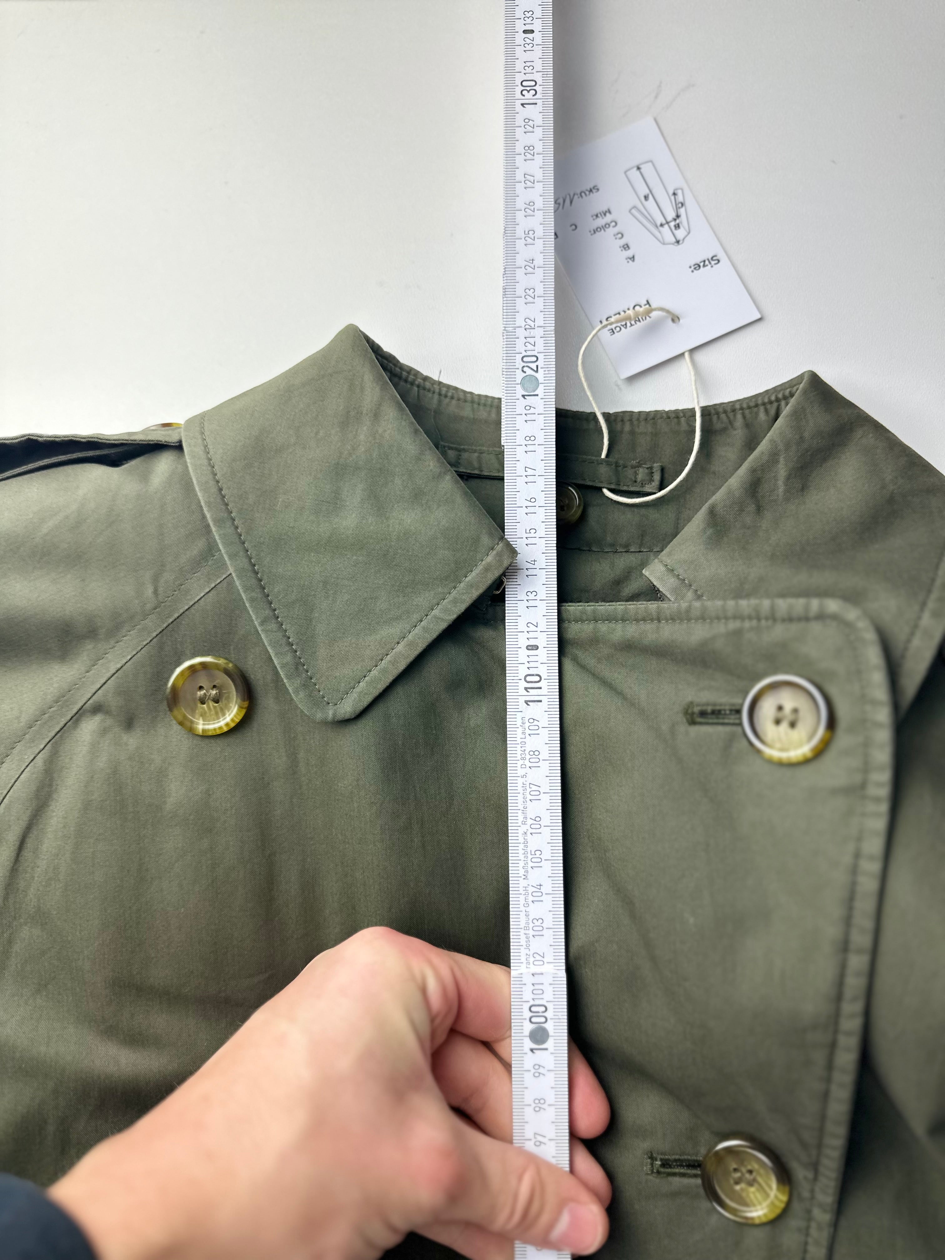 Burberrys Trenchcoat (12/M) including Inlet