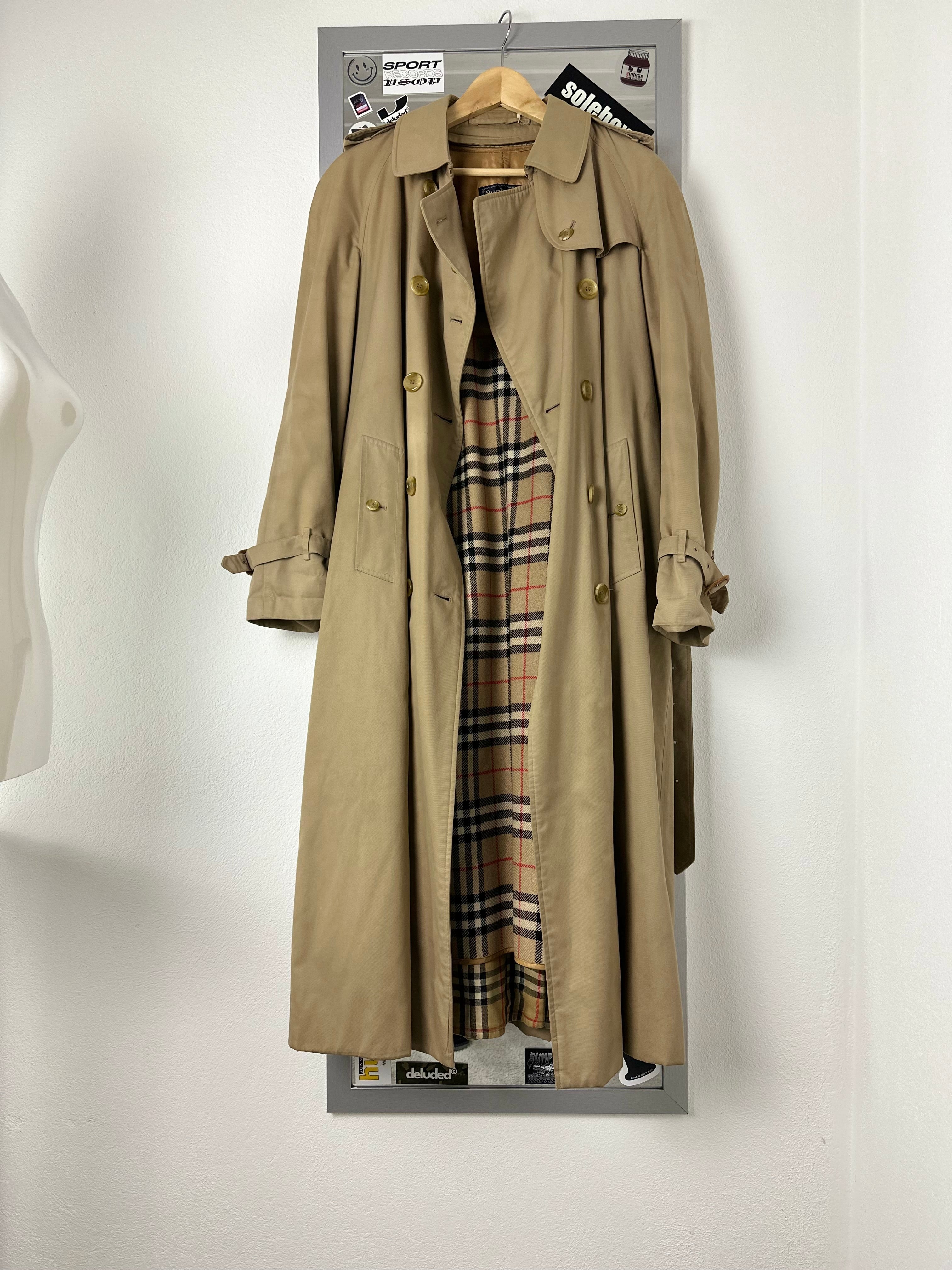Burberrys Trenchcoat (14/L) including Inlet
